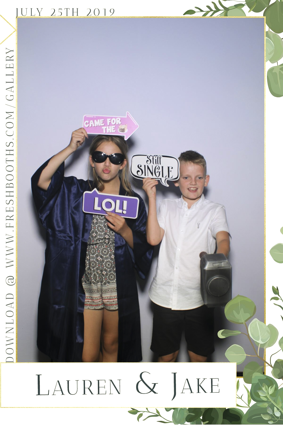 Johnson Wedding - Selfie Mirror | View more photos from the event at gallery.freshbooths.com/u/FreshBooths/Johnson-Wedding-Selfie-Mirror