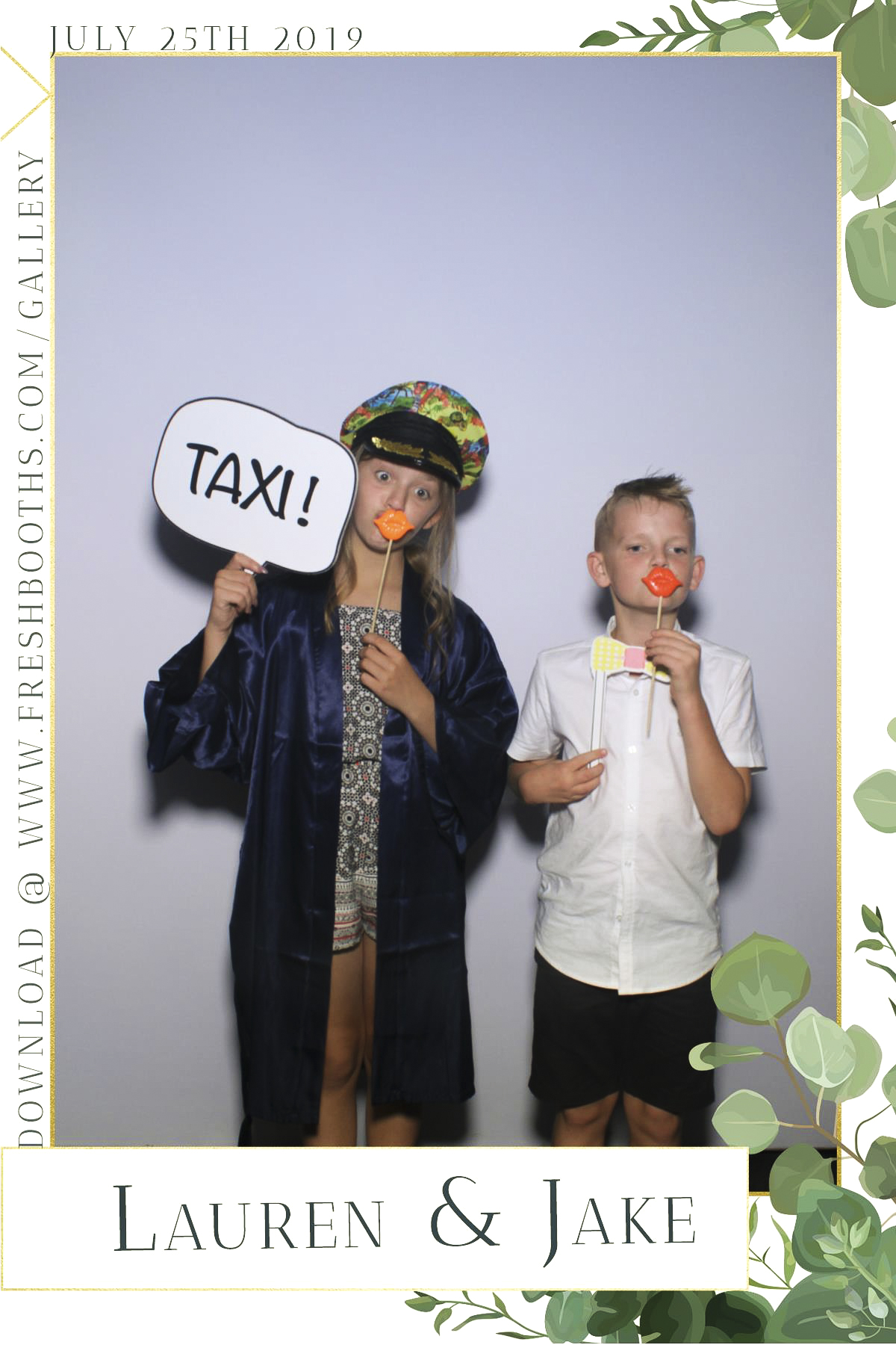 Johnson Wedding - Selfie Mirror | View more photos from the event at gallery.freshbooths.com/u/FreshBooths/Johnson-Wedding-Selfie-Mirror