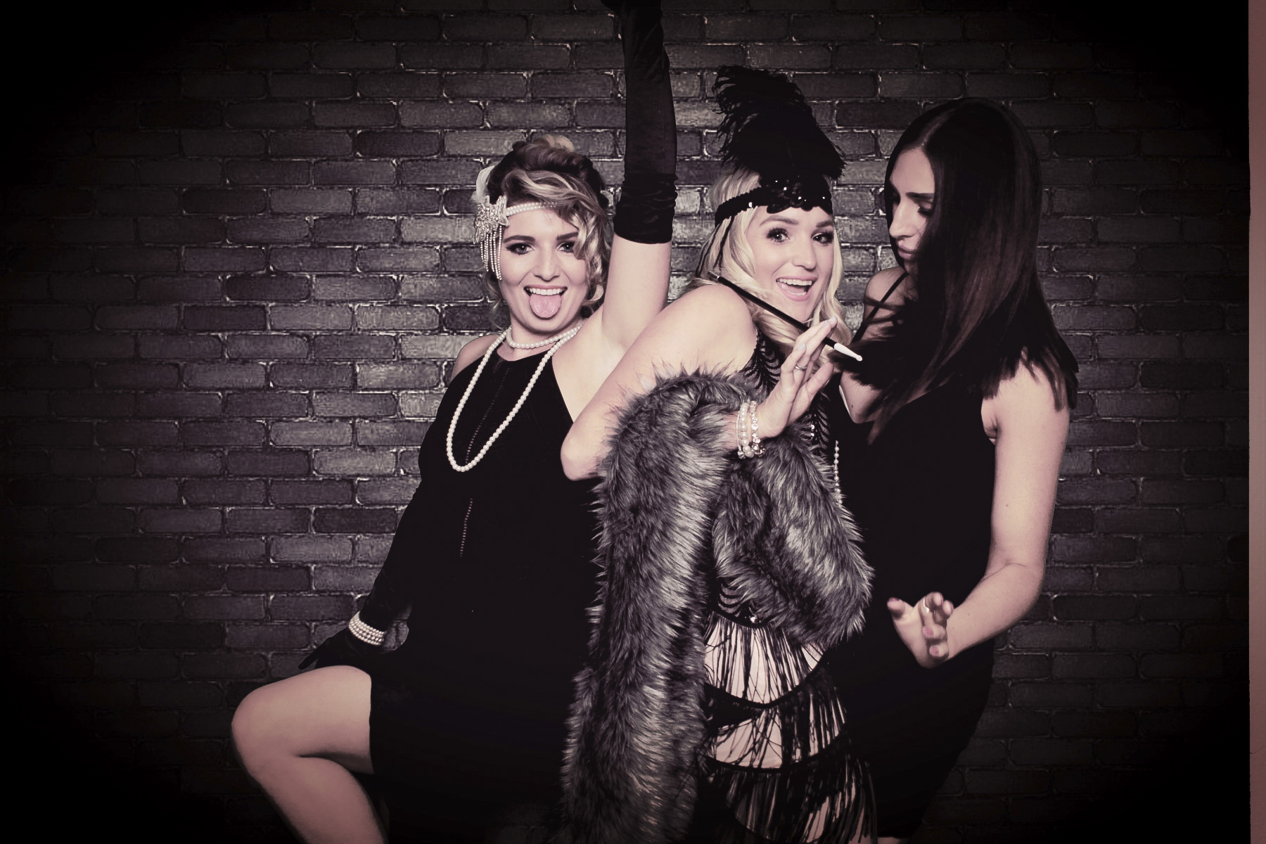 Mickys 30th Gatsby Party - Green Screen  | View more photos from the event at gallery.freshbooths.com/u/FreshBooths/Mickys-30th-Gatsby-Party-Green-Screen