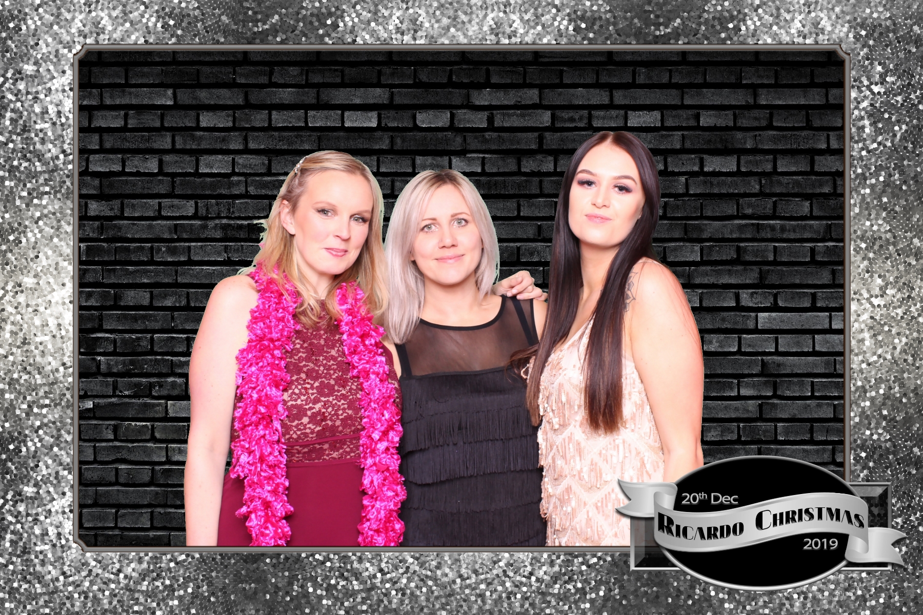 Ricardo Christmas Party 2019 - Green Screen | View more photos from the event at gallery.freshbooths.com/u/FreshBooths/Ricardo-Christmas-Party-2019-Green-Screen