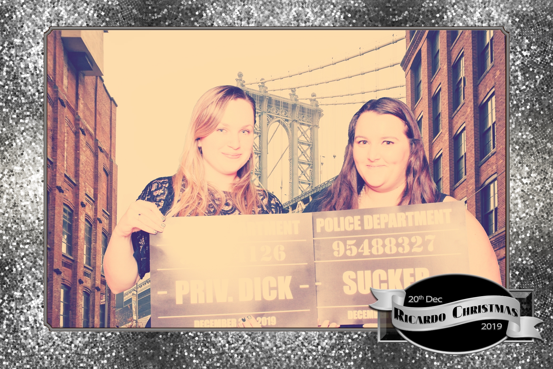 Ricardo Christmas Party 2019 - Green Screen | View more photos from the event at gallery.freshbooths.com/u/FreshBooths/Ricardo-Christmas-Party-2019-Green-Screen