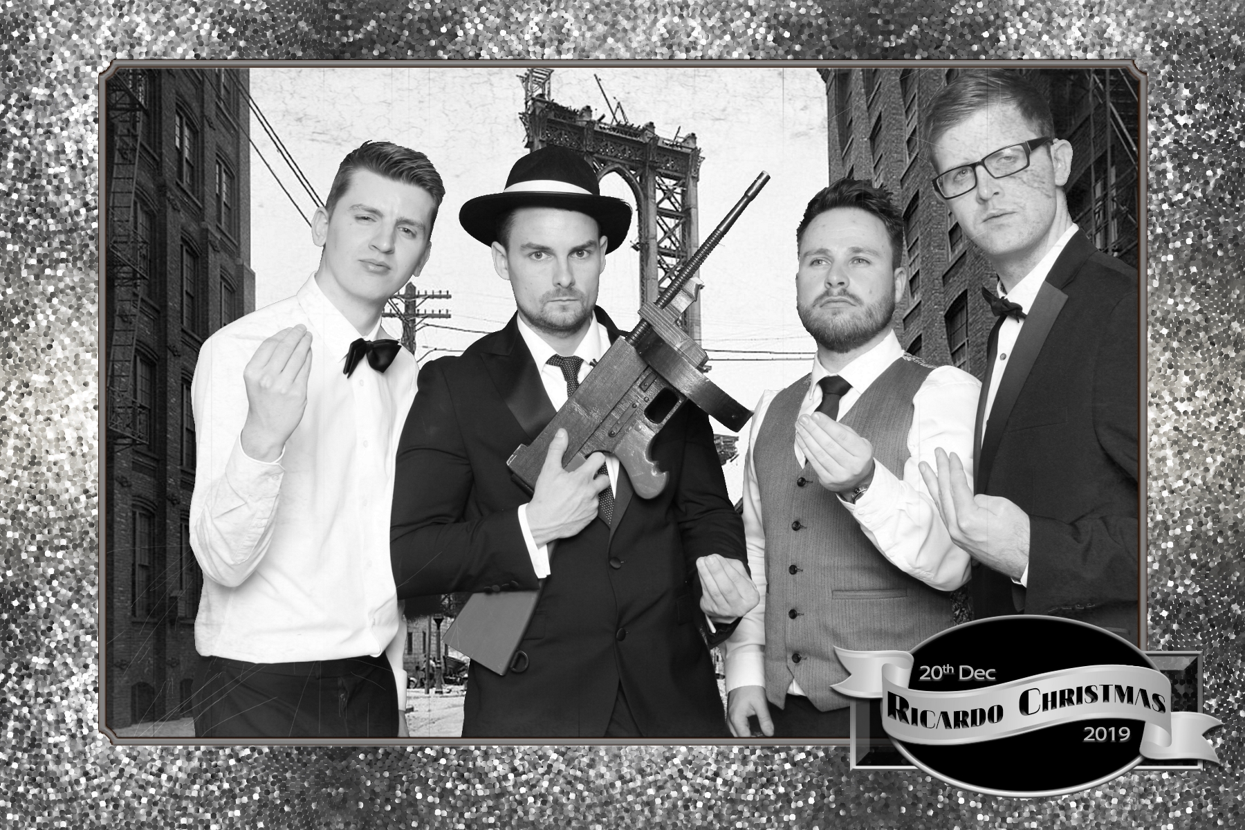 Ricardo Christmas Party 2019 - Green Screen | View more photos from the event at gallery.freshbooths.com/u/FreshBooths/Ricardo-Christmas-Party-2019-Green-Screen