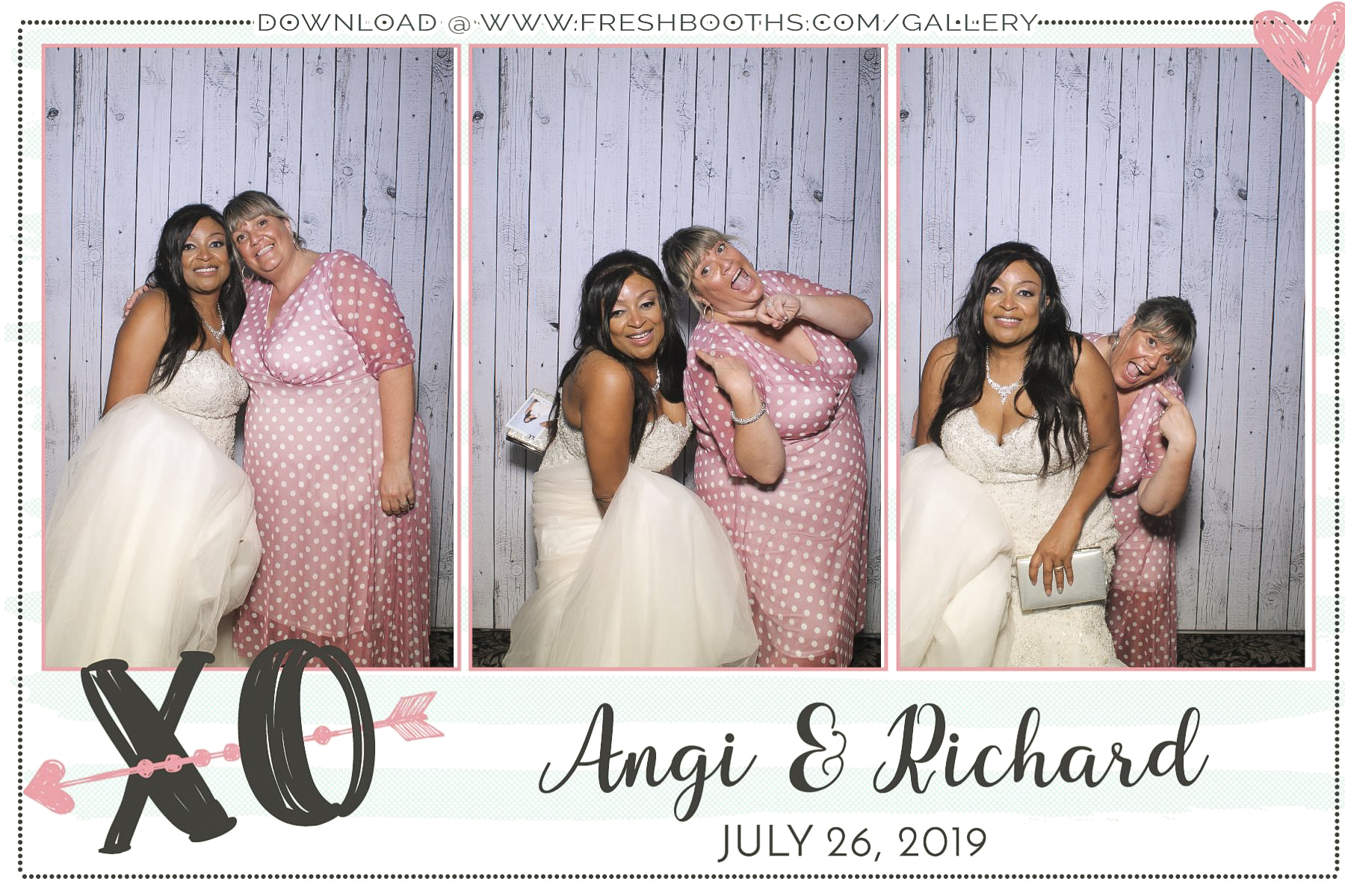 Richard & Angi’s Wedding - Selfie Mirror | View more photos from the event at gallery.freshbooths.com/u/FreshBooths/Richard-Angi’s-Wedding-Selfie-Mirror