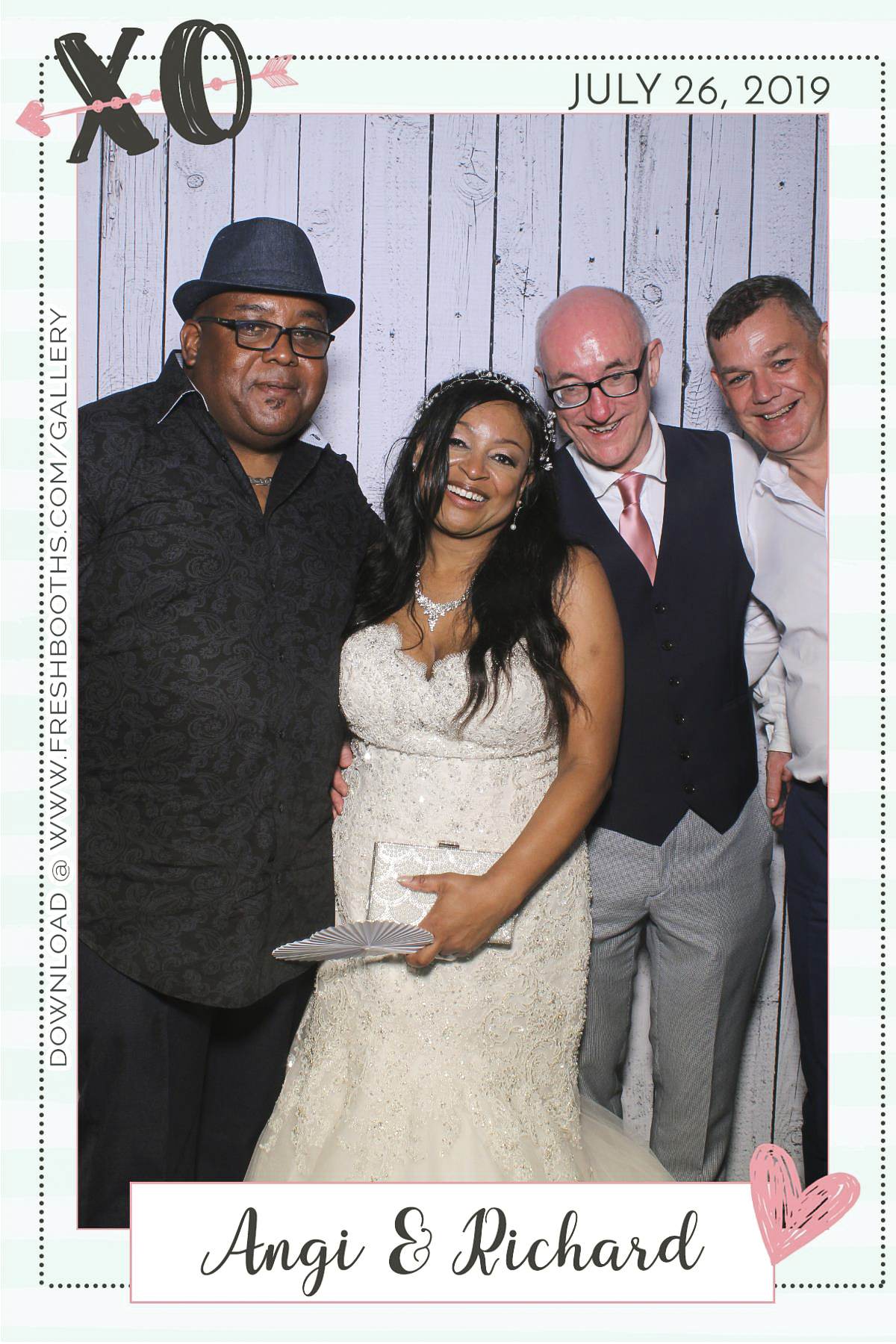 Richard & Angi’s Wedding - Selfie Mirror | View more photos from the event at gallery.freshbooths.com/u/FreshBooths/Richard-Angi’s-Wedding-Selfie-Mirror