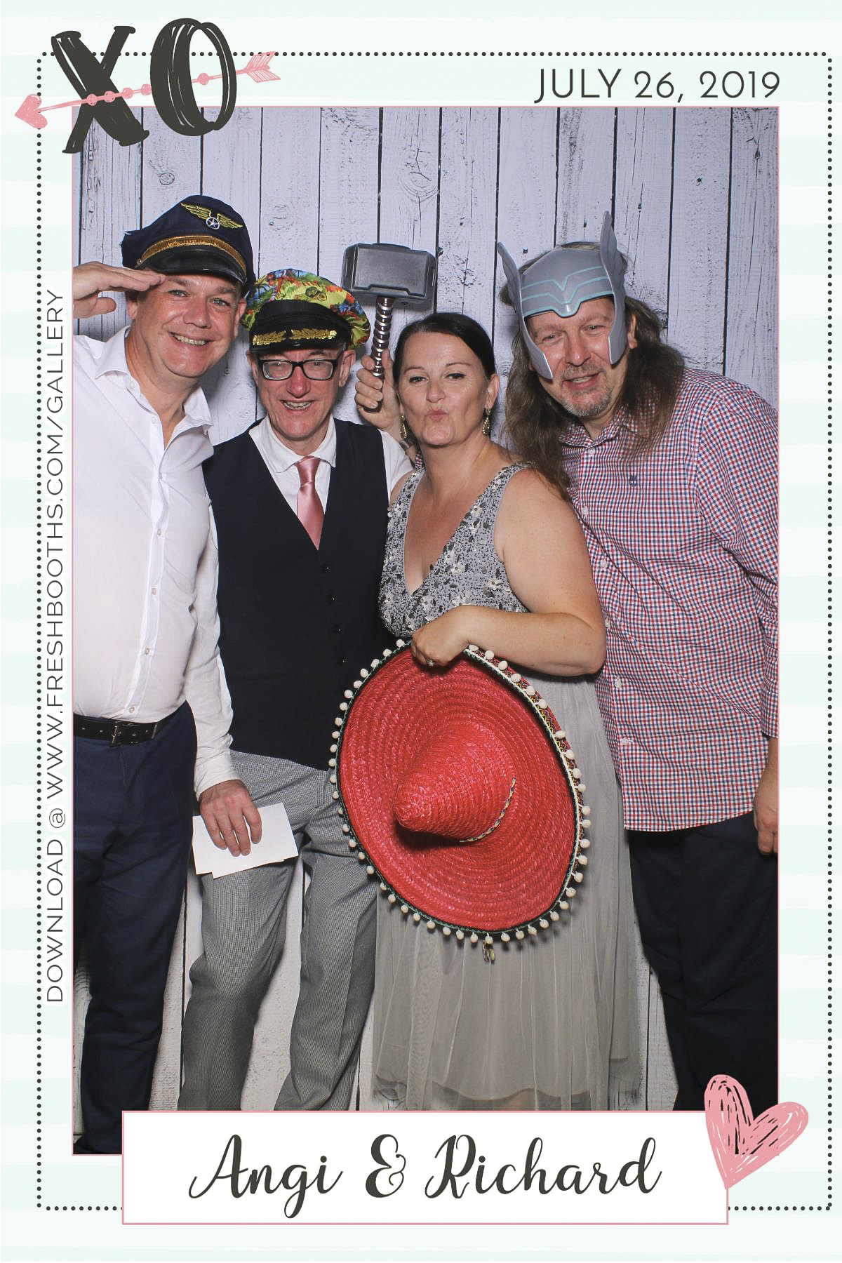 Richard & Angi’s Wedding - Selfie Mirror | View more photos from the event at gallery.freshbooths.com/u/FreshBooths/Richard-Angi’s-Wedding-Selfie-Mirror