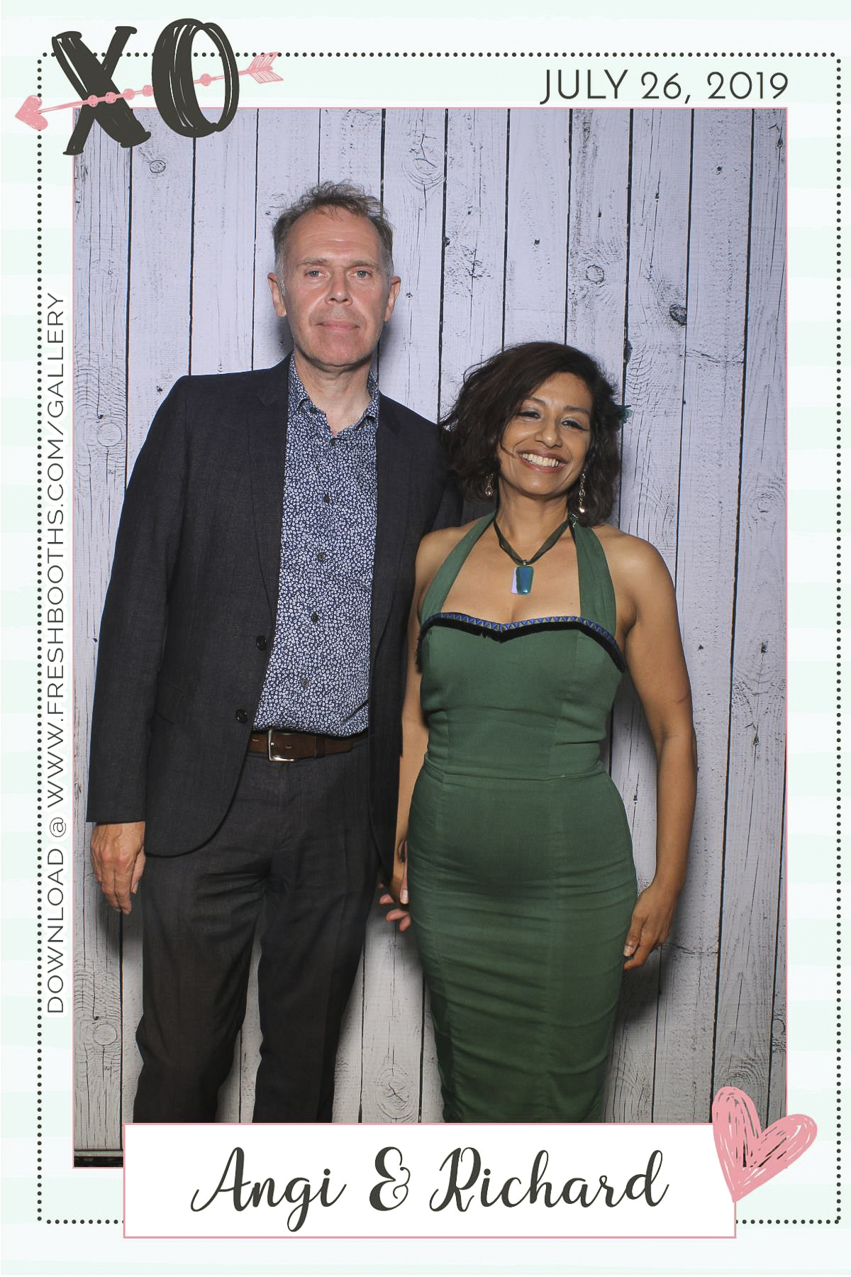 Richard & Angi’s Wedding - Selfie Mirror | View more photos from the event at gallery.freshbooths.com/u/FreshBooths/Richard-Angi’s-Wedding-Selfie-Mirror