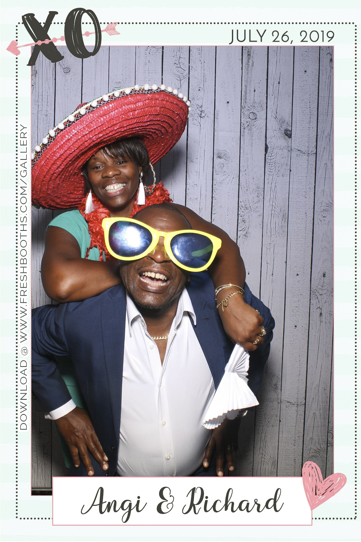 Richard & Angi’s Wedding - Selfie Mirror | View more photos from the event at gallery.freshbooths.com/u/FreshBooths/Richard-Angi’s-Wedding-Selfie-Mirror
