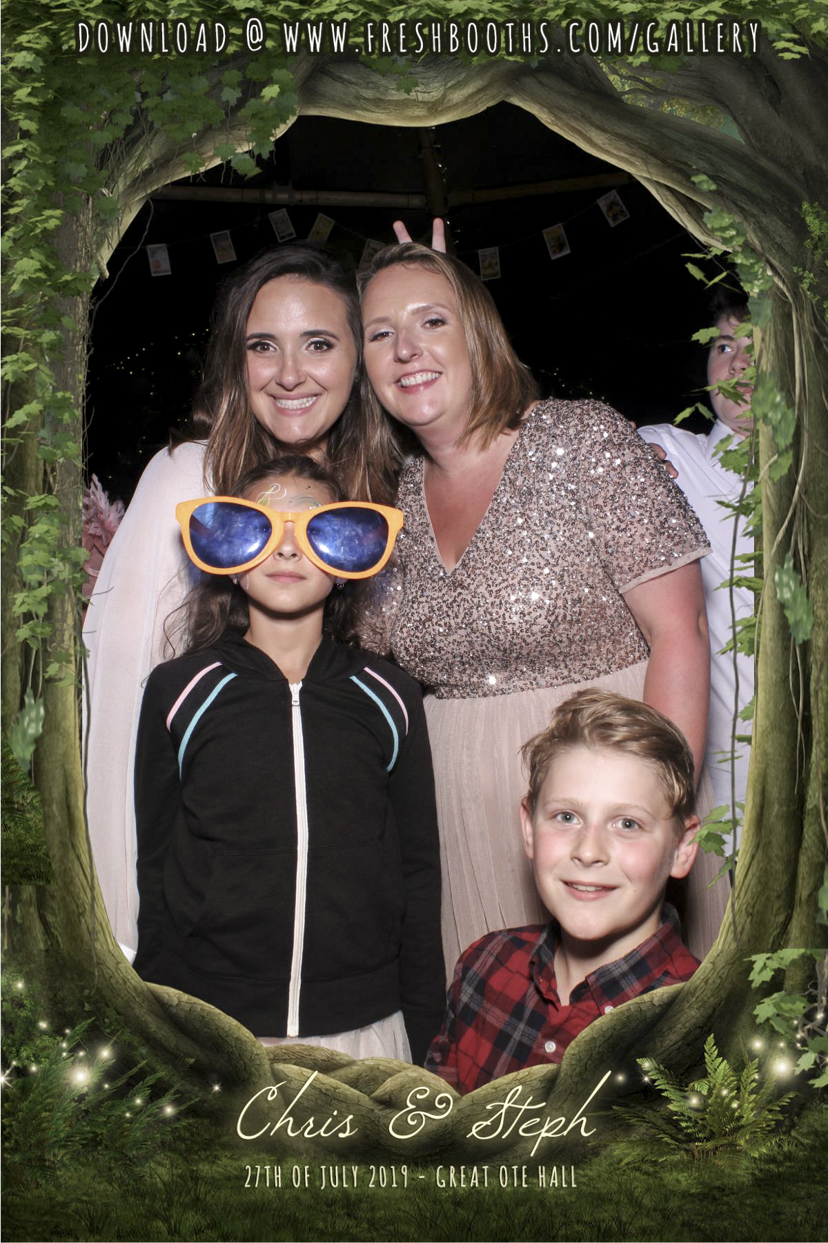 Steph & Chris’s Wedding - Selfie Mirror | View more photos from the event at gallery.freshbooths.com/u/FreshBooths/Steph-Chris’s-Wedding-Selfie-Mirror