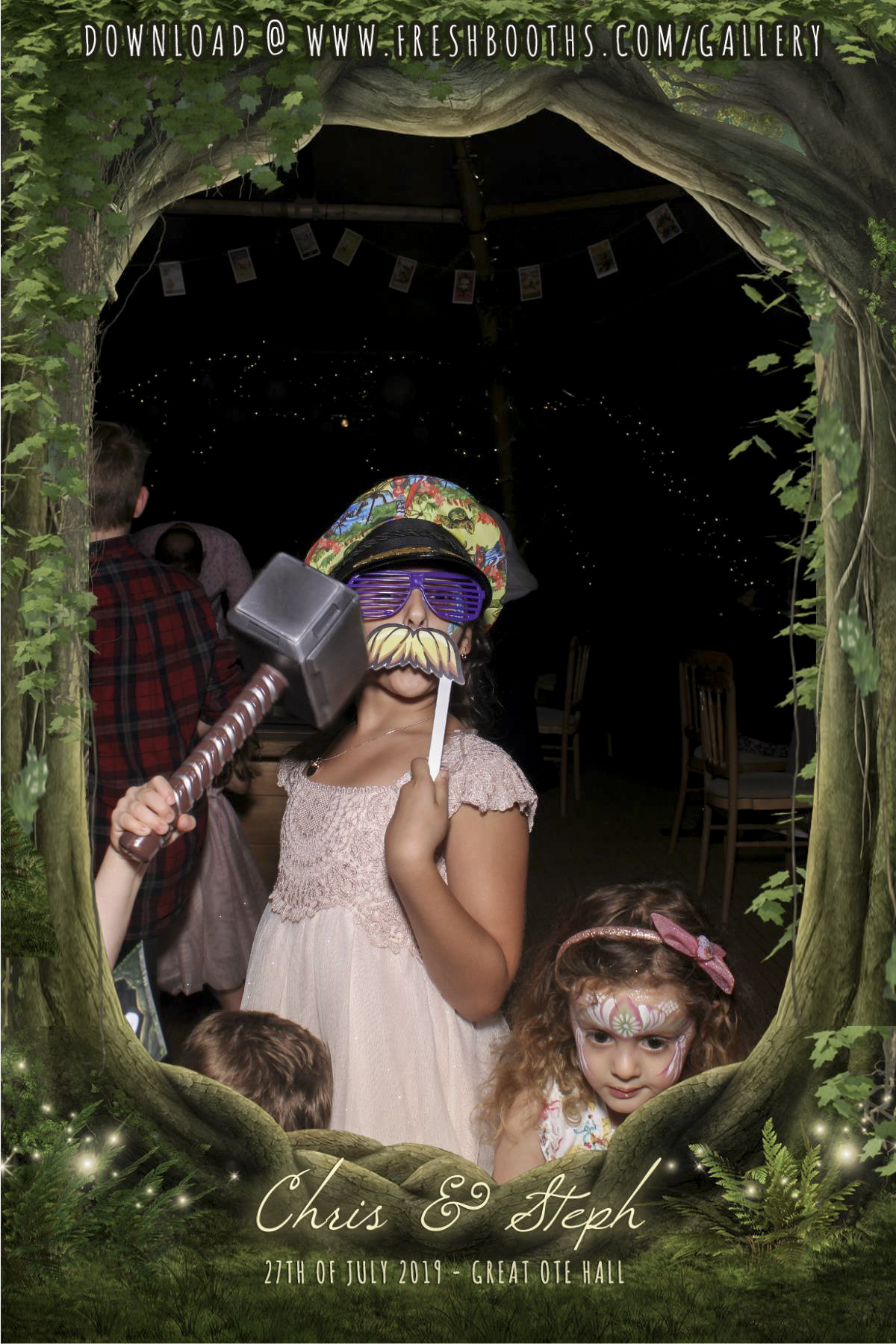 Steph & Chris’s Wedding - Selfie Mirror | View more photos from the event at gallery.freshbooths.com/u/FreshBooths/Steph-Chris’s-Wedding-Selfie-Mirror