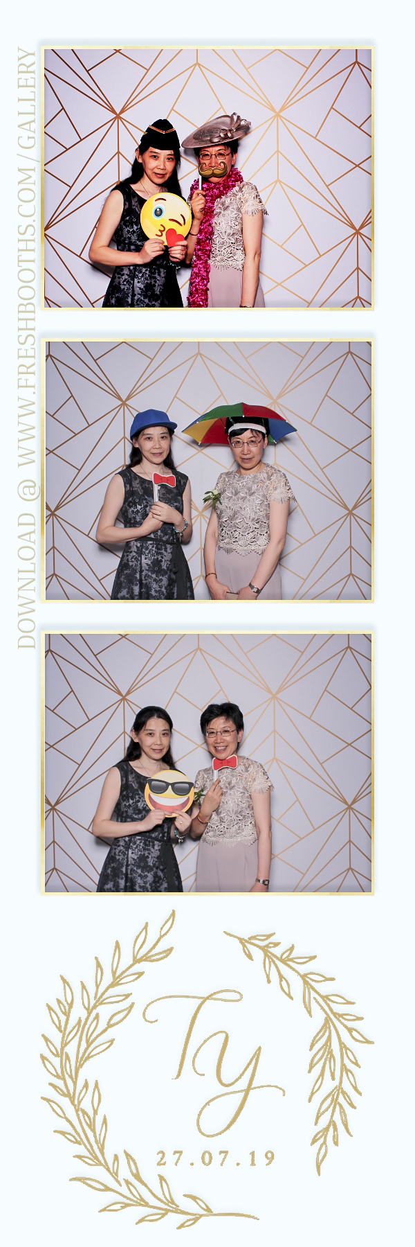 Tianqi and Yisheng's Wedding - Classic Open Booth | View more photos from the event at gallery.freshbooths.com/u/FreshBooths/Tianqi-and-Yishengs-Wedding-Classic-Open-Booth