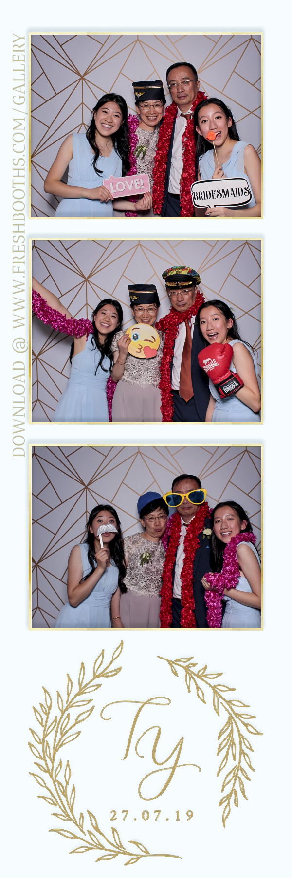 Tianqi and Yisheng's Wedding - Classic Open Booth | View more photos from the event at gallery.freshbooths.com/u/FreshBooths/Tianqi-and-Yishengs-Wedding-Classic-Open-Booth