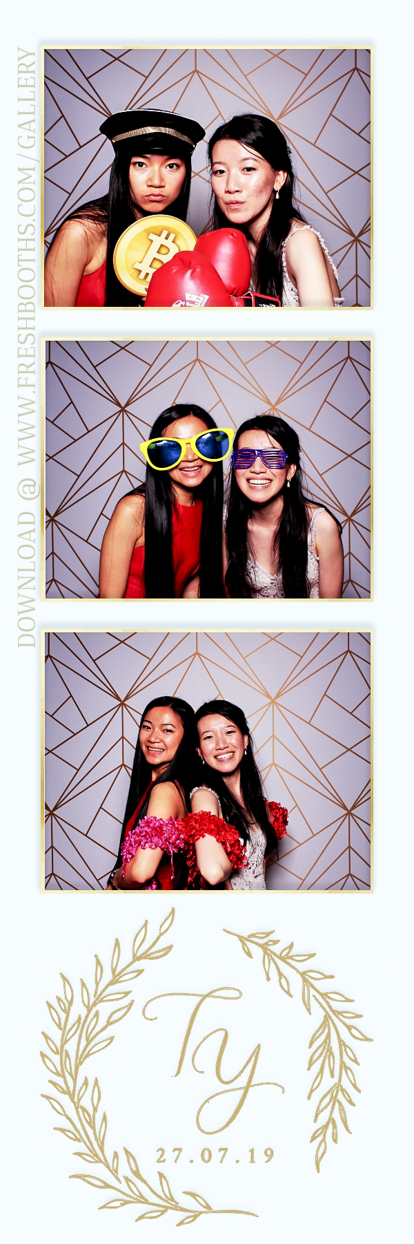 Tianqi and Yisheng's Wedding - Classic Open Booth | View more photos from the event at gallery.freshbooths.com/u/FreshBooths/Tianqi-and-Yishengs-Wedding-Classic-Open-Booth