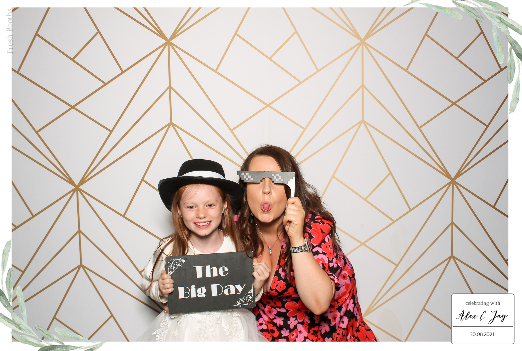 Alex & Jay Wedding - Classic Open Booth | View more photos from the event at gallery.freshbooths.com/u/FreshBooths/Alex-Jay-Wedding-Classic-Open-Booth