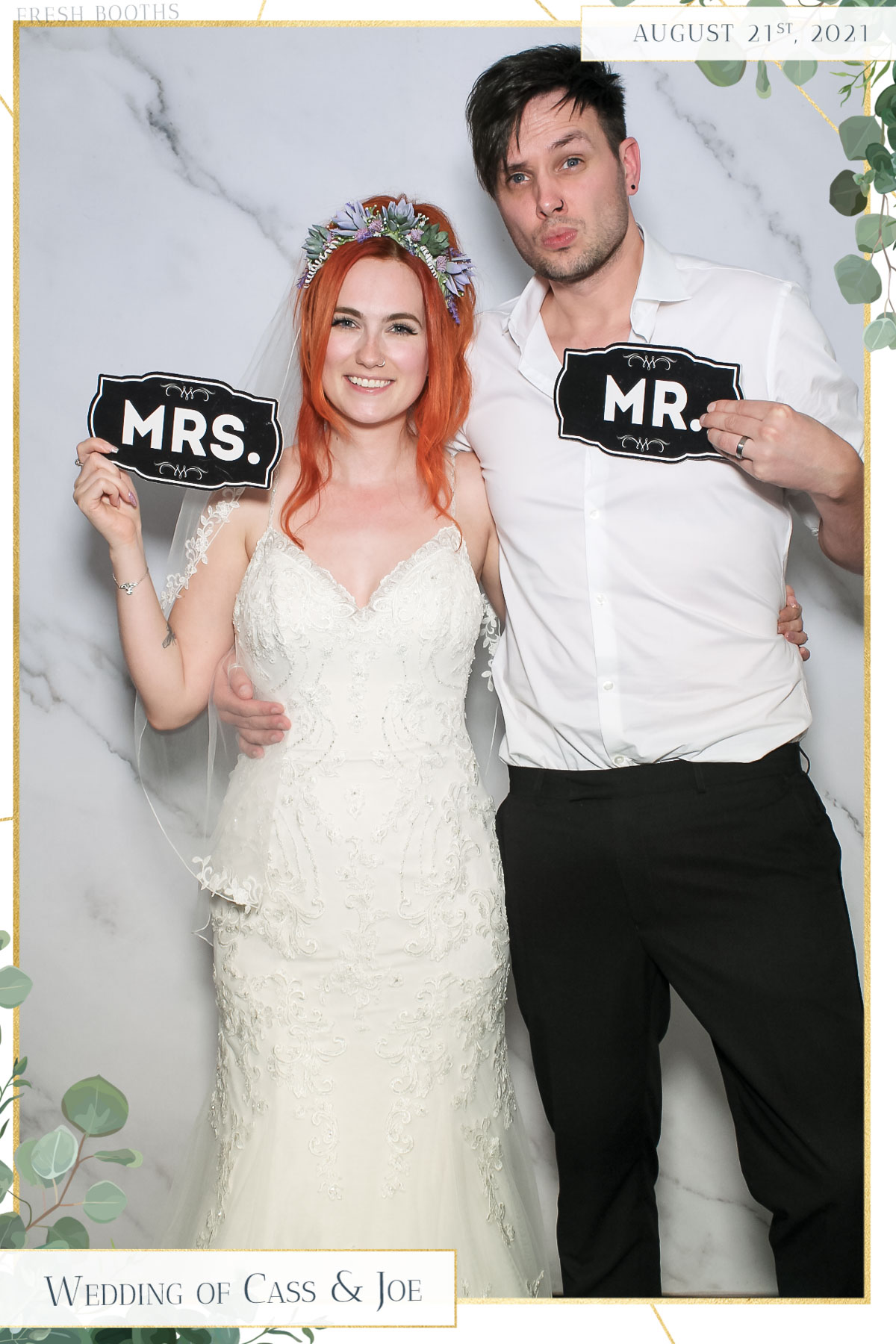 Cass & Joe Wedding - Selfie Mirror | View more photos from the event at gallery.freshbooths.com/u/FreshBooths/Cass-Joe-Wedding-Selfie-Mirror