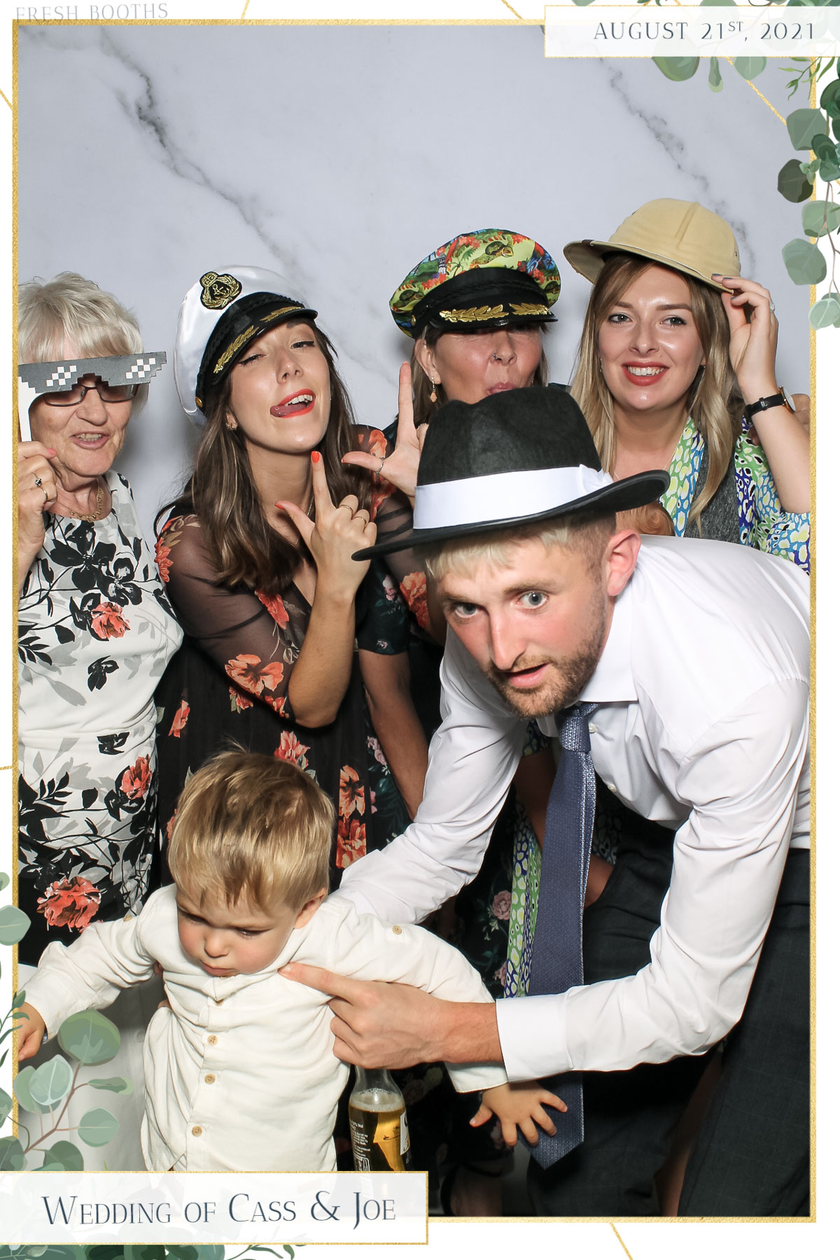 Cass & Joe Wedding - Selfie Mirror | View more photos from the event at gallery.freshbooths.com/u/FreshBooths/Cass-Joe-Wedding-Selfie-Mirror