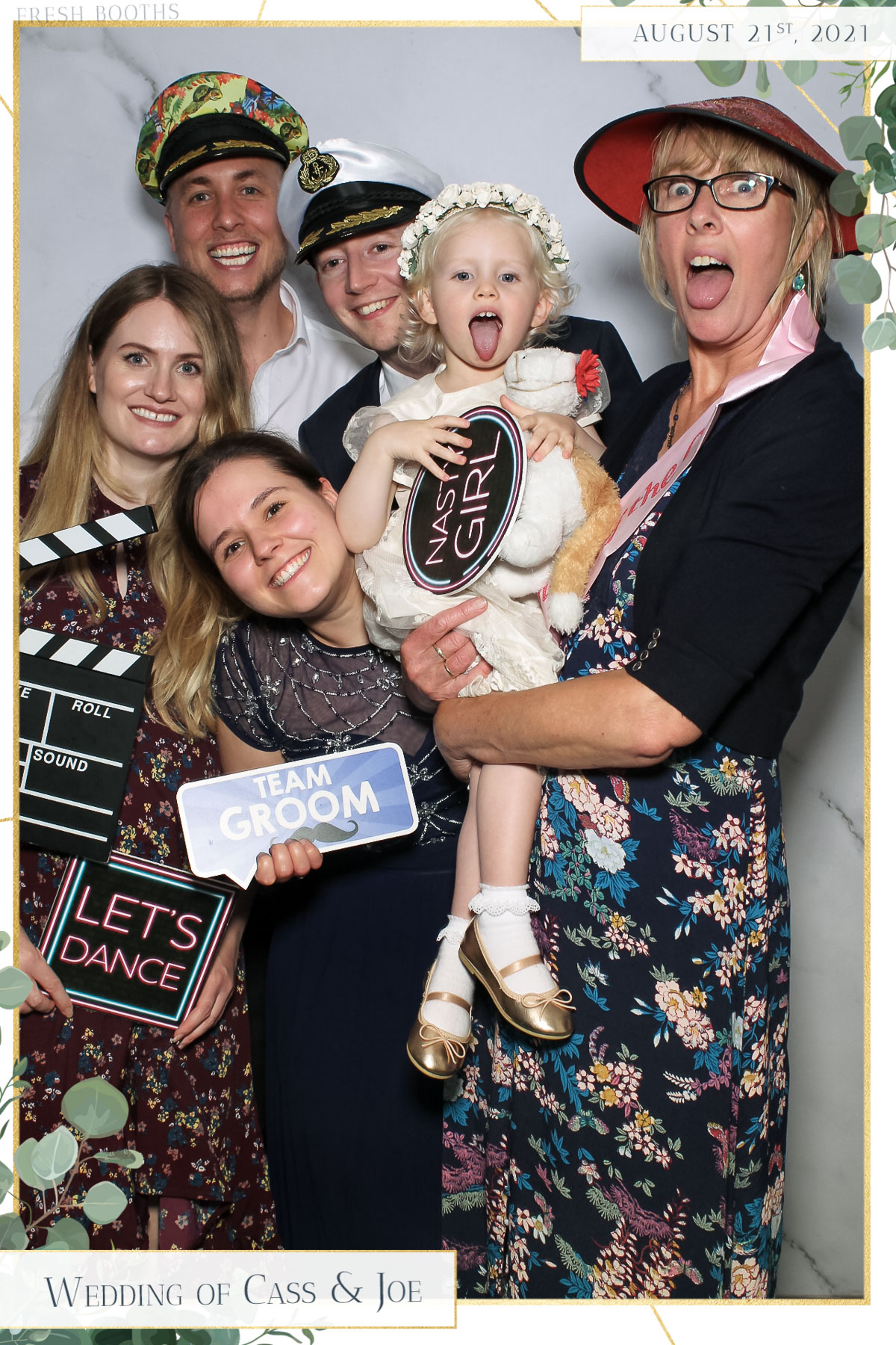Cass & Joe Wedding - Selfie Mirror | View more photos from the event at gallery.freshbooths.com/u/FreshBooths/Cass-Joe-Wedding-Selfie-Mirror