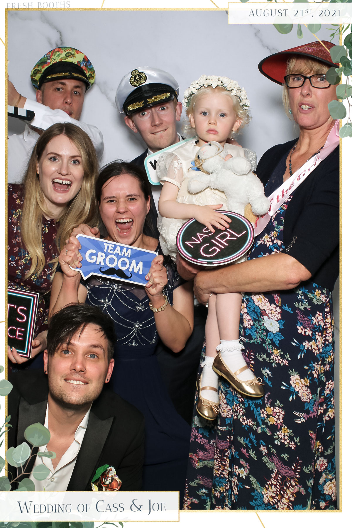 Cass & Joe Wedding - Selfie Mirror | View more photos from the event at gallery.freshbooths.com/u/FreshBooths/Cass-Joe-Wedding-Selfie-Mirror