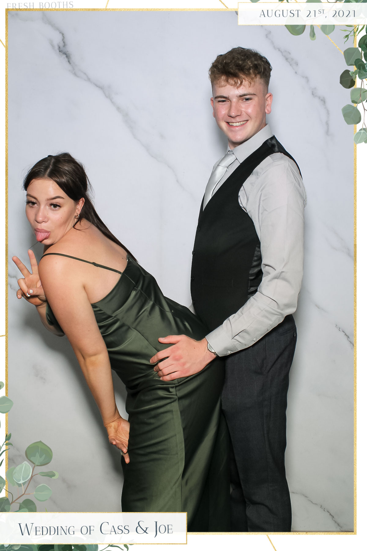 Cass & Joe Wedding - Selfie Mirror | View more photos from the event at gallery.freshbooths.com/u/FreshBooths/Cass-Joe-Wedding-Selfie-Mirror