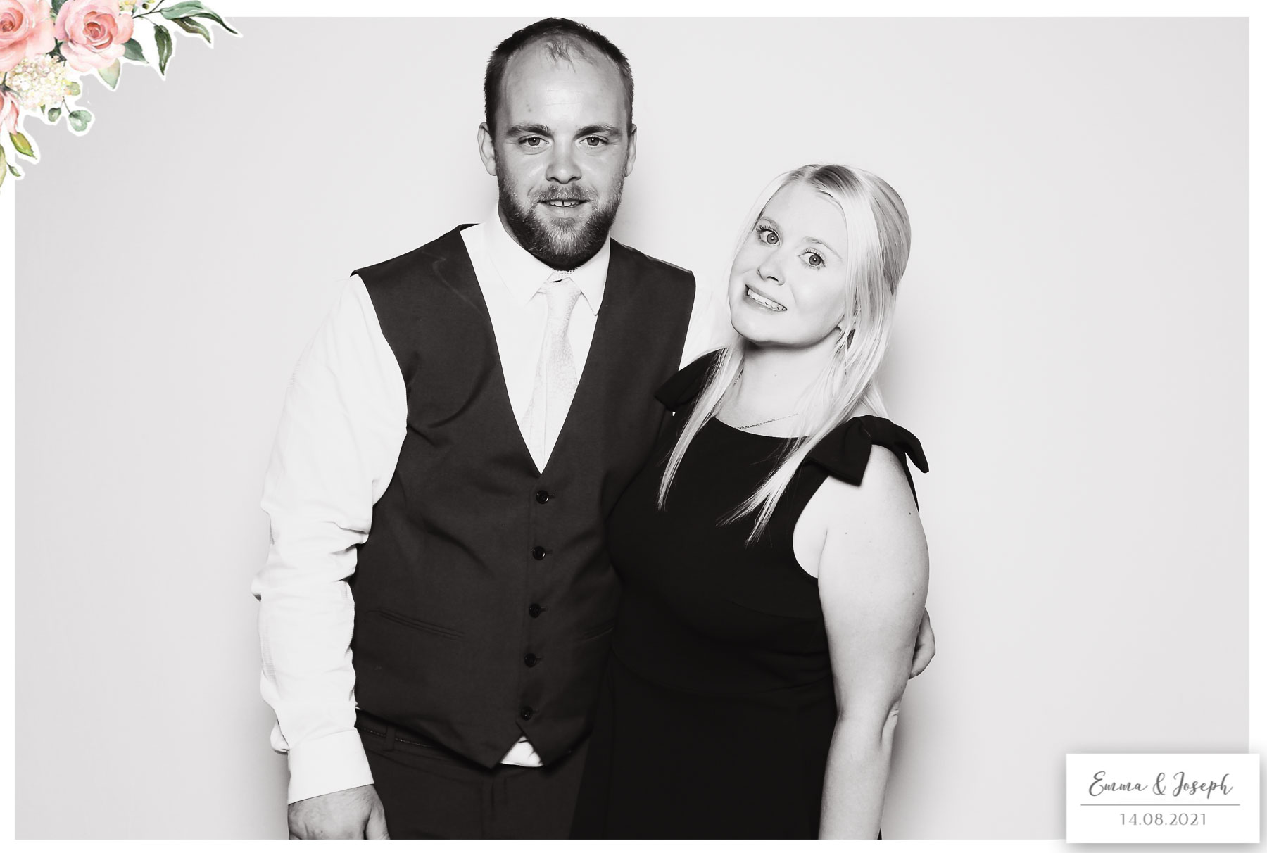Emma & Joseph - Classic Open Booth (Beauty B&W) | View more photos from the event at gallery.freshbooths.com/u/FreshBooths/Emma-Joseph-Classic-Open-Booth-Beauty-BW