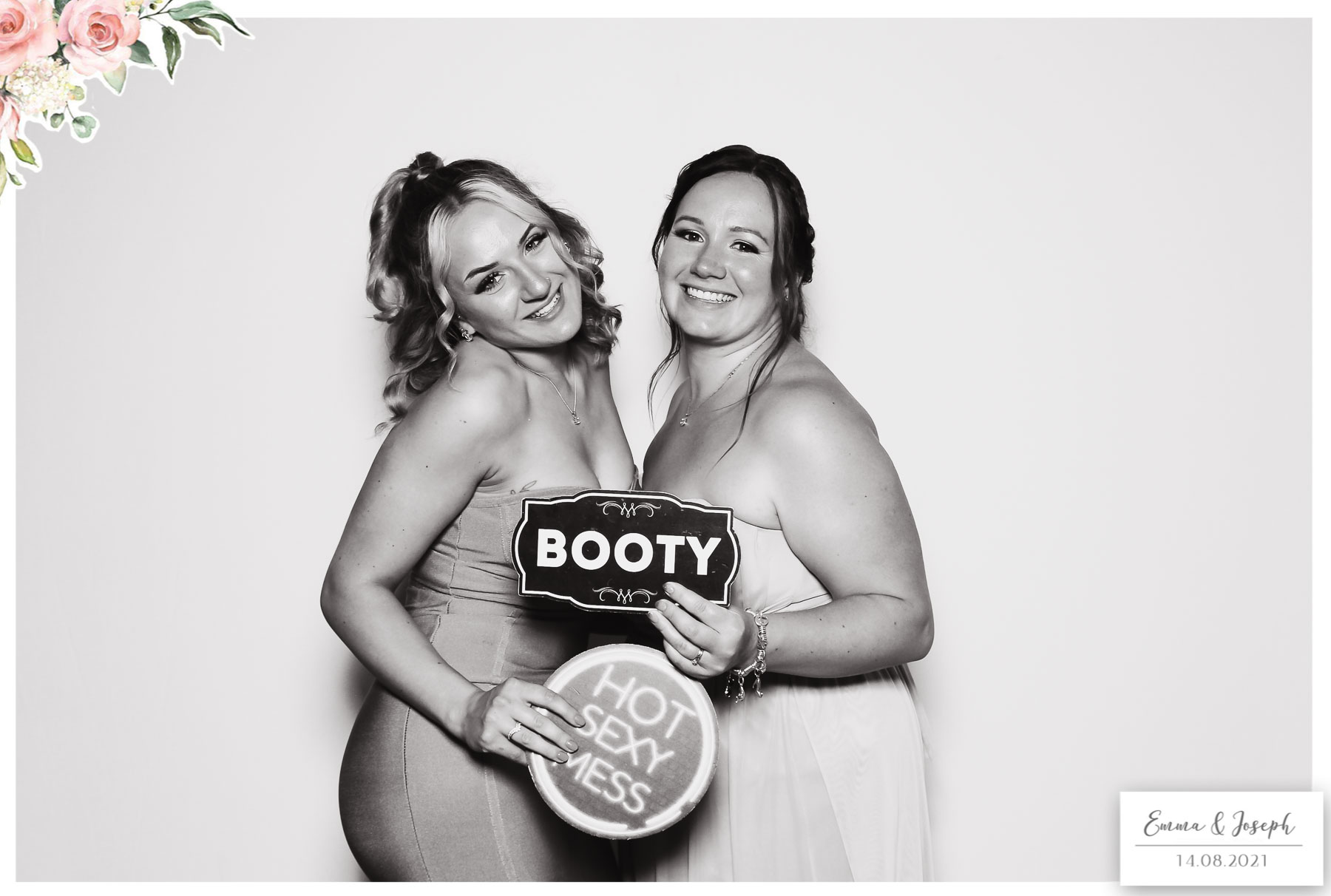 Emma & Joseph - Classic Open Booth (Beauty B&W) | View more photos from the event at gallery.freshbooths.com/u/FreshBooths/Emma-Joseph-Classic-Open-Booth-Beauty-BW