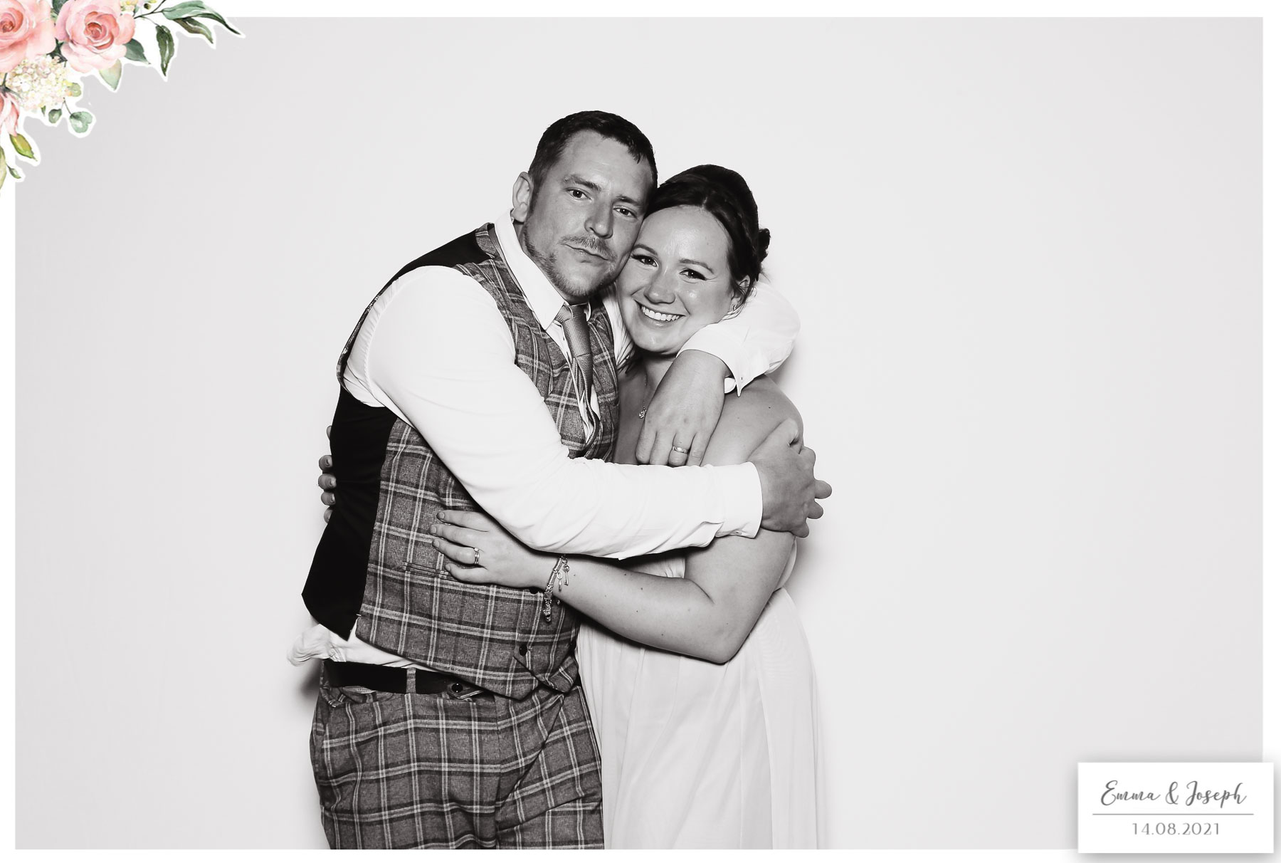 Emma & Joseph - Classic Open Booth (Beauty B&W) | View more photos from the event at gallery.freshbooths.com/u/FreshBooths/Emma-Joseph-Classic-Open-Booth-Beauty-BW