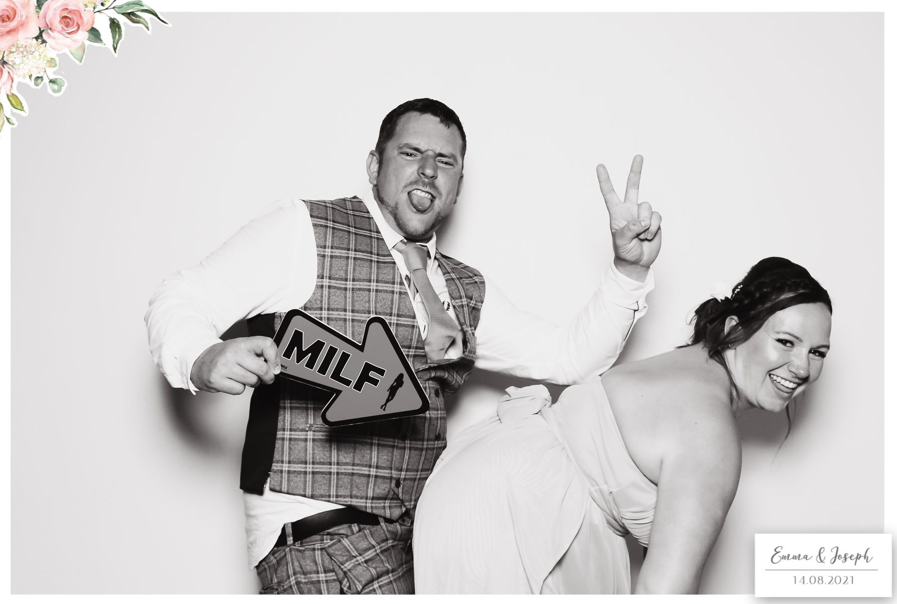 Emma & Joseph - Classic Open Booth (Beauty B&W) | View more photos from the event at gallery.freshbooths.com/u/FreshBooths/Emma-Joseph-Classic-Open-Booth-Beauty-BW