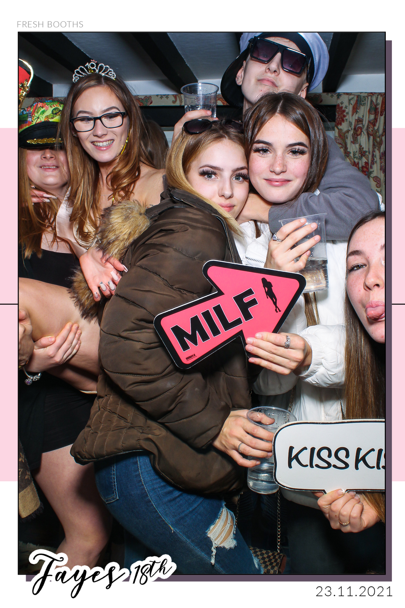 Fayes 18th - Selfie Mirror | View more photos from the event at gallery.freshbooths.com/u/FreshBooths/Fayes-18th-Selfie-Mirror