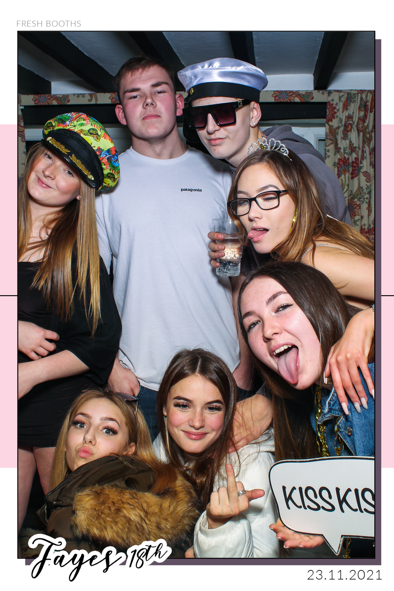 Fayes 18th - Selfie Mirror | View more photos from the event at gallery.freshbooths.com/u/FreshBooths/Fayes-18th-Selfie-Mirror