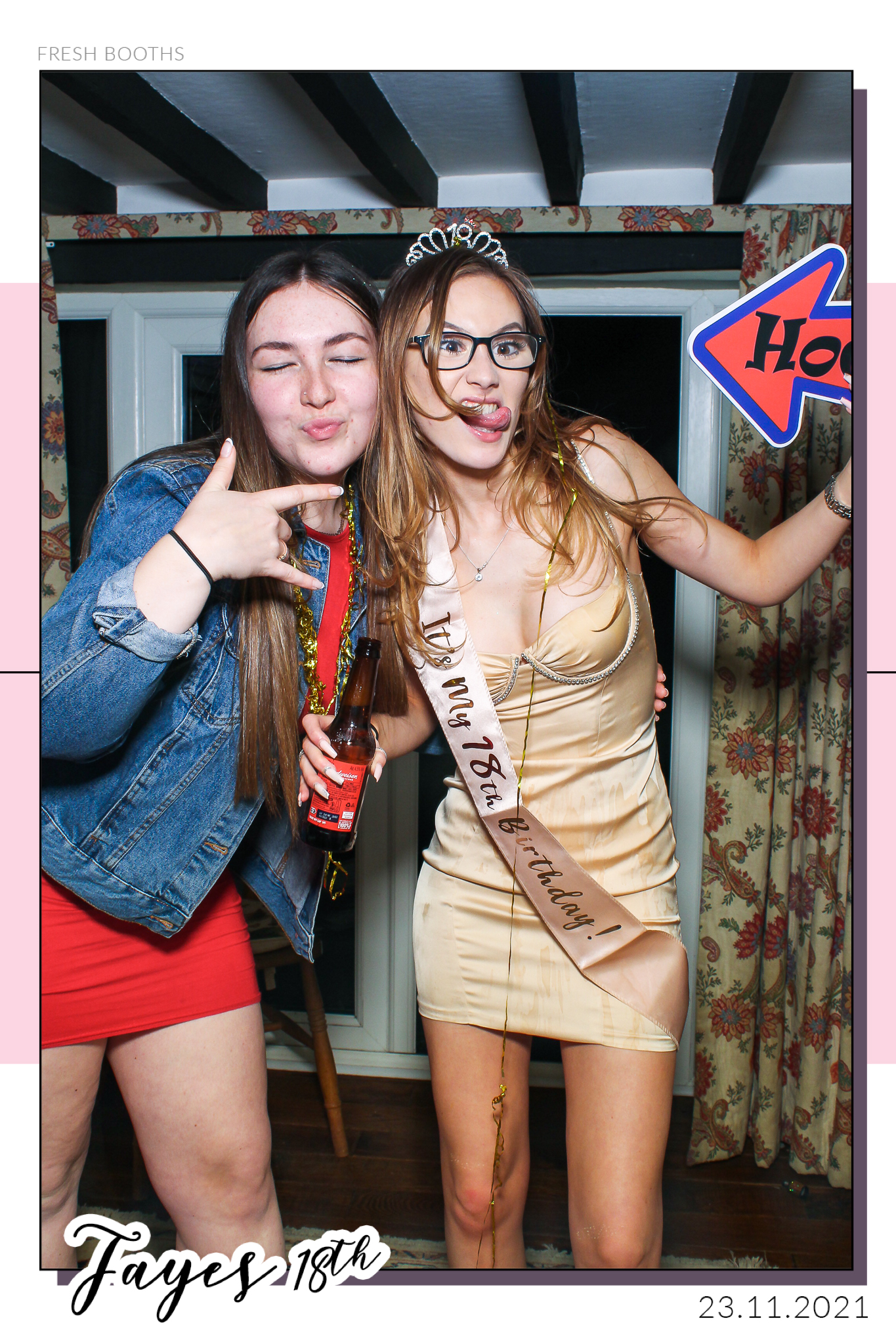 Fayes 18th - Selfie Mirror | View more photos from the event at gallery.freshbooths.com/u/FreshBooths/Fayes-18th-Selfie-Mirror