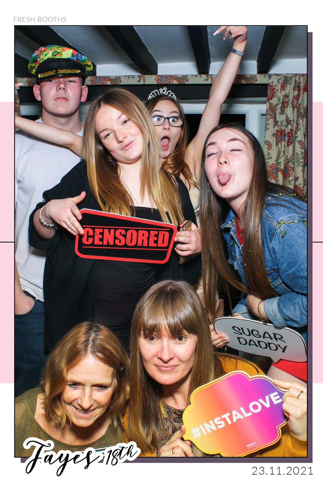 Fayes 18th - Selfie Mirror | View more photos from the event at gallery.freshbooths.com/u/FreshBooths/Fayes-18th-Selfie-Mirror