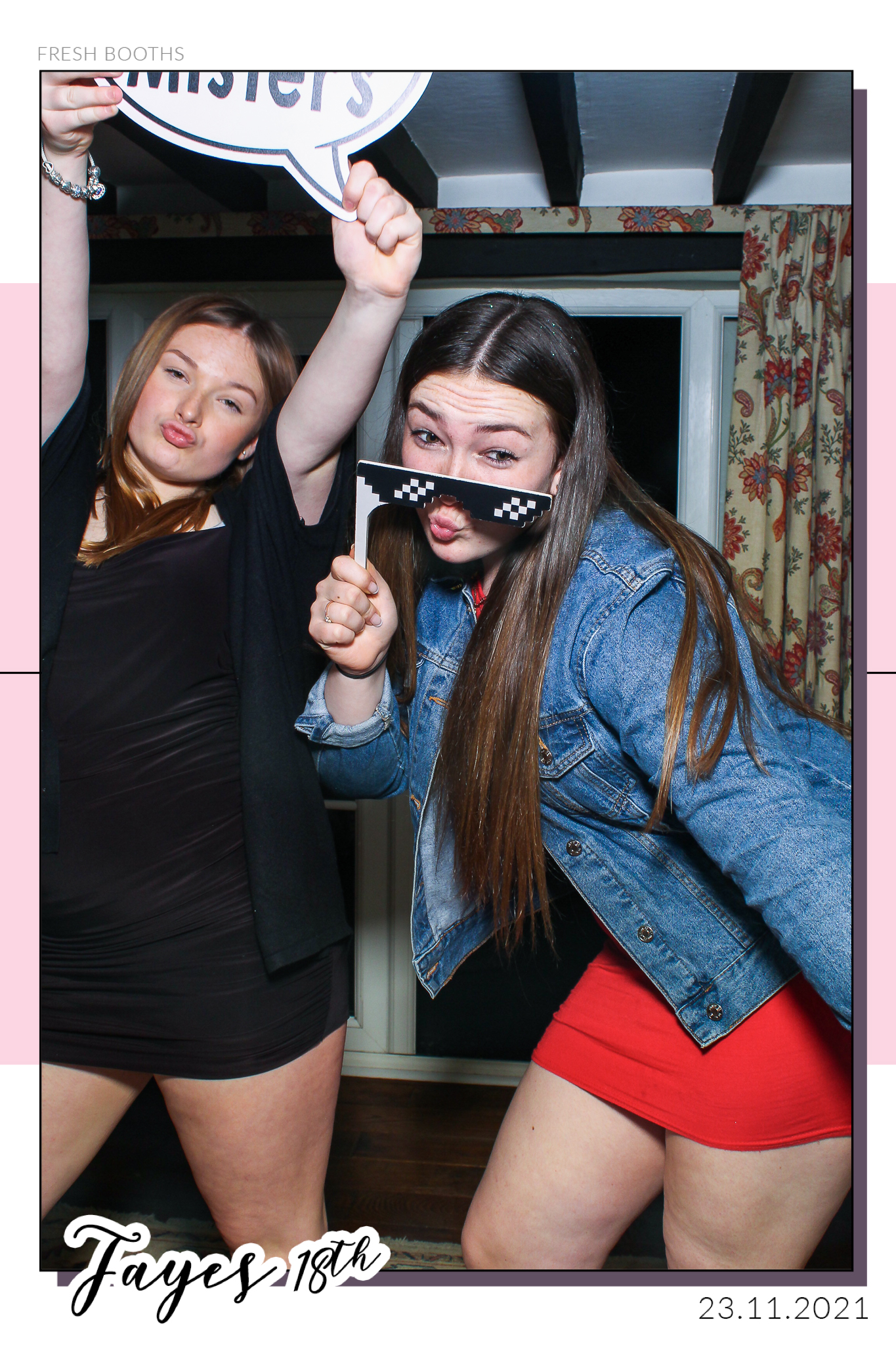 Fayes 18th - Selfie Mirror | View more photos from the event at gallery.freshbooths.com/u/FreshBooths/Fayes-18th-Selfie-Mirror