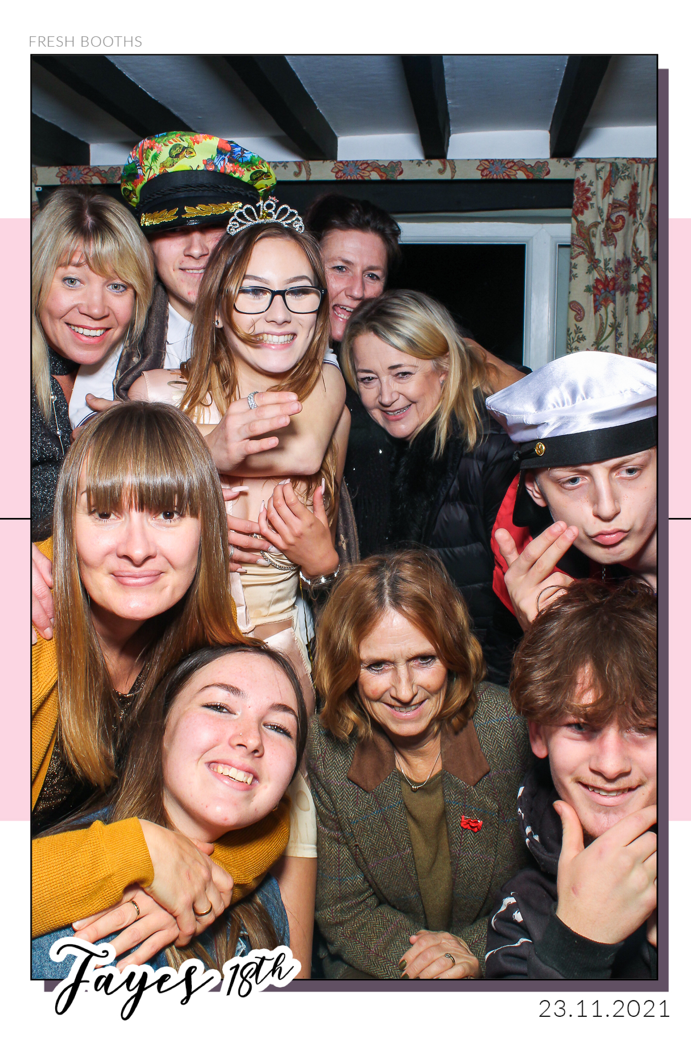 Fayes 18th - Selfie Mirror | View more photos from the event at gallery.freshbooths.com/u/FreshBooths/Fayes-18th-Selfie-Mirror