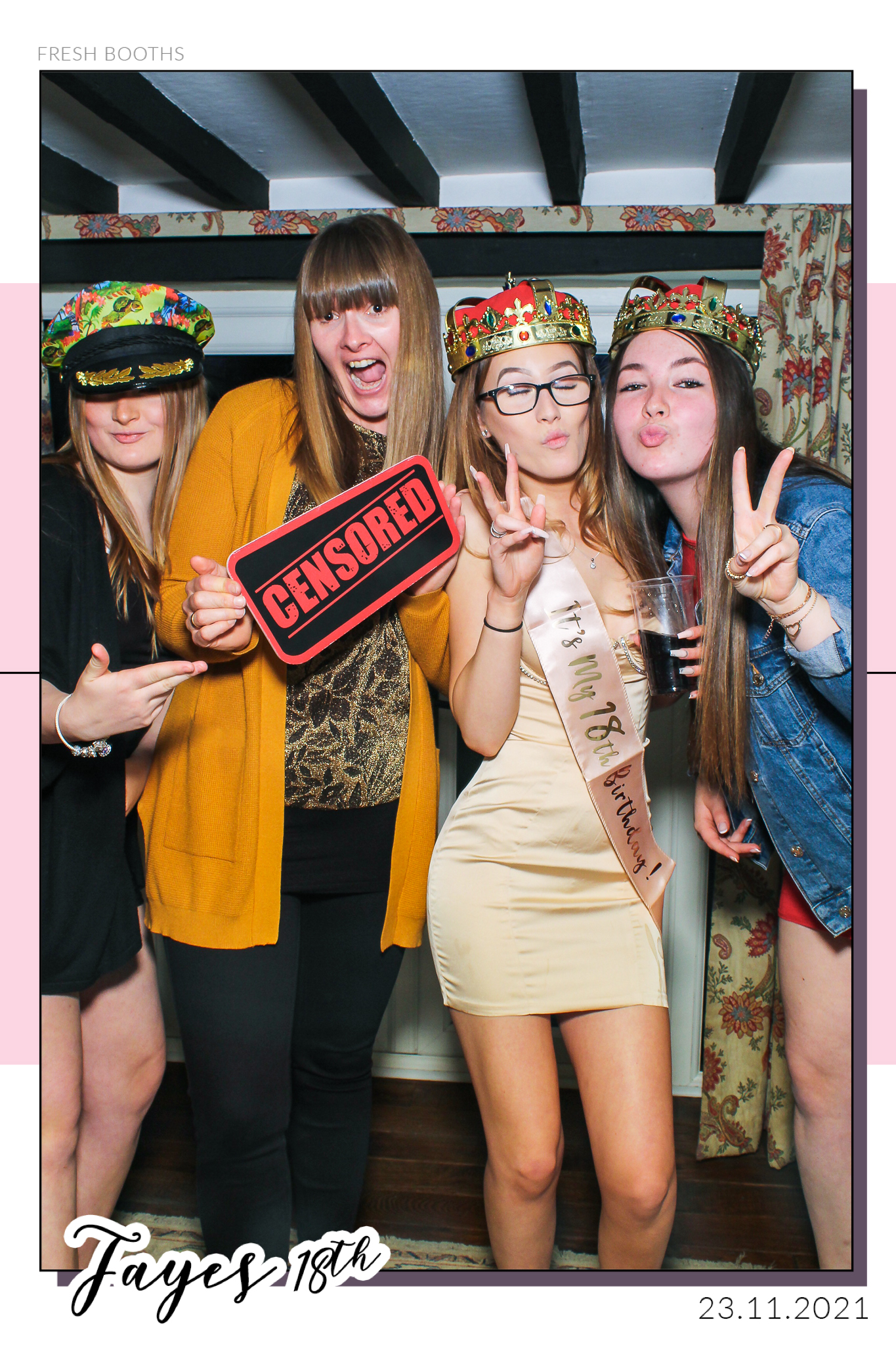 Fayes 18th - Selfie Mirror | View more photos from the event at gallery.freshbooths.com/u/FreshBooths/Fayes-18th-Selfie-Mirror