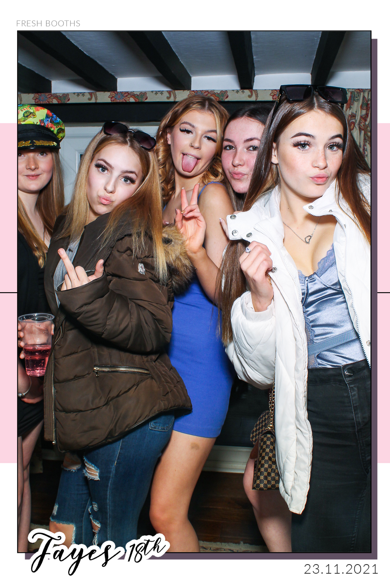 Fayes 18th - Selfie Mirror | View more photos from the event at gallery.freshbooths.com/u/FreshBooths/Fayes-18th-Selfie-Mirror