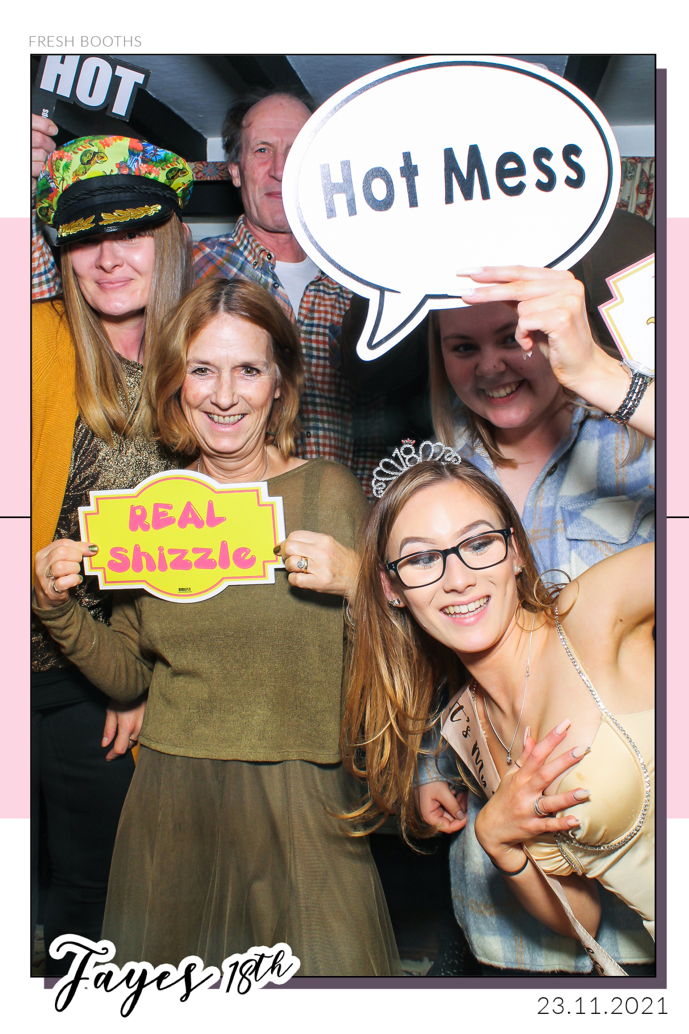 Fayes 18th - Selfie Mirror | View more photos from the event at gallery.freshbooths.com/u/FreshBooths/Fayes-18th-Selfie-Mirror