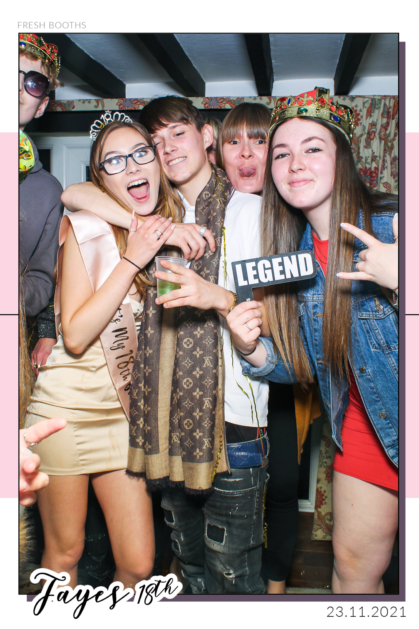 Fayes 18th - Selfie Mirror | View more photos from the event at gallery.freshbooths.com/u/FreshBooths/Fayes-18th-Selfie-Mirror