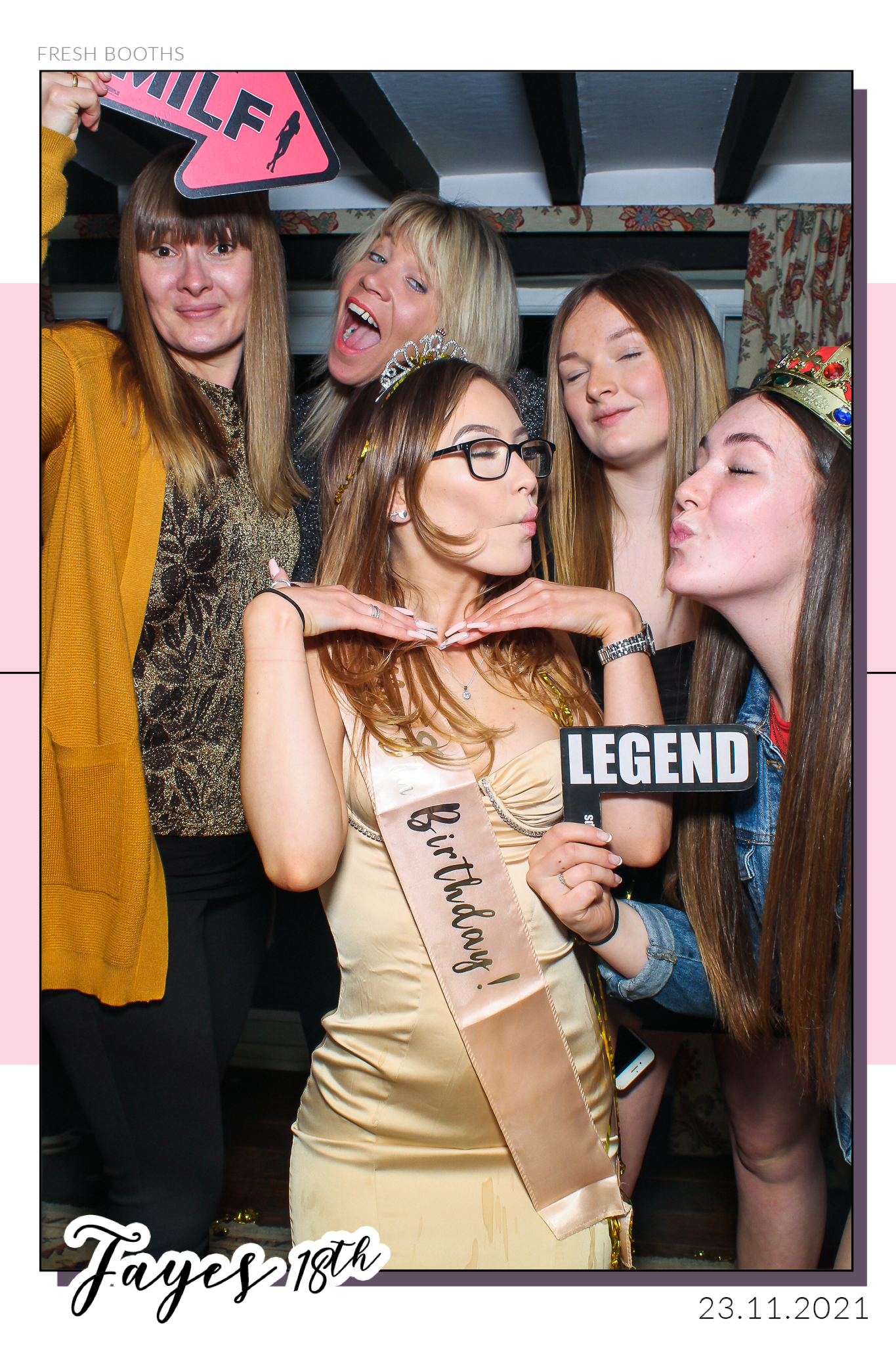 Fayes 18th - Selfie Mirror | View more photos from the event at gallery.freshbooths.com/u/FreshBooths/Fayes-18th-Selfie-Mirror