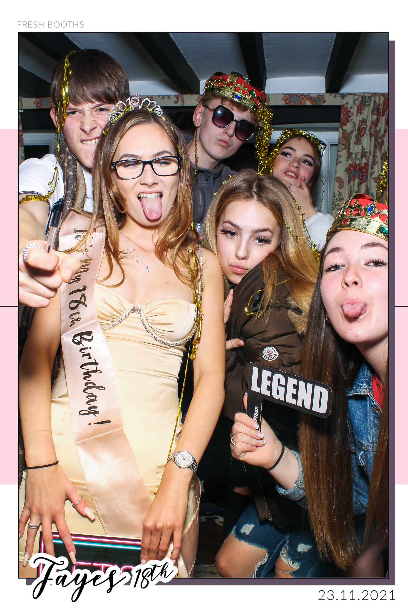 Fayes 18th - Selfie Mirror | View more photos from the event at gallery.freshbooths.com/u/FreshBooths/Fayes-18th-Selfie-Mirror