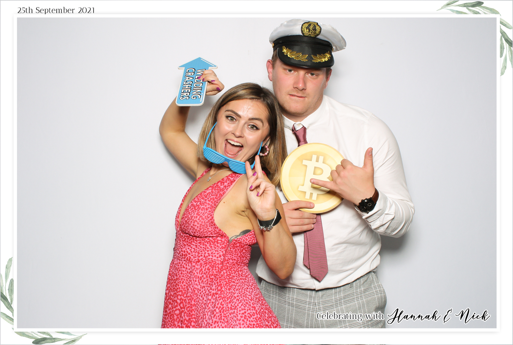 Hannah & Nicks Wedding - Classic Open Booth | View more photos from the event at gallery.freshbooths.com/u/FreshBooths/Hannah-Nicks-Wedding-Classic-Open-Booth