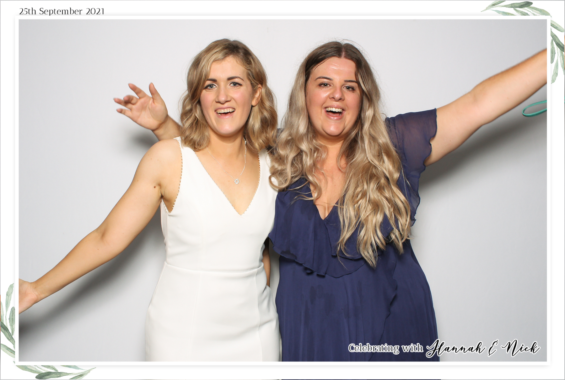 Hannah & Nicks Wedding - Classic Open Booth | View more photos from the event at gallery.freshbooths.com/u/FreshBooths/Hannah-Nicks-Wedding-Classic-Open-Booth