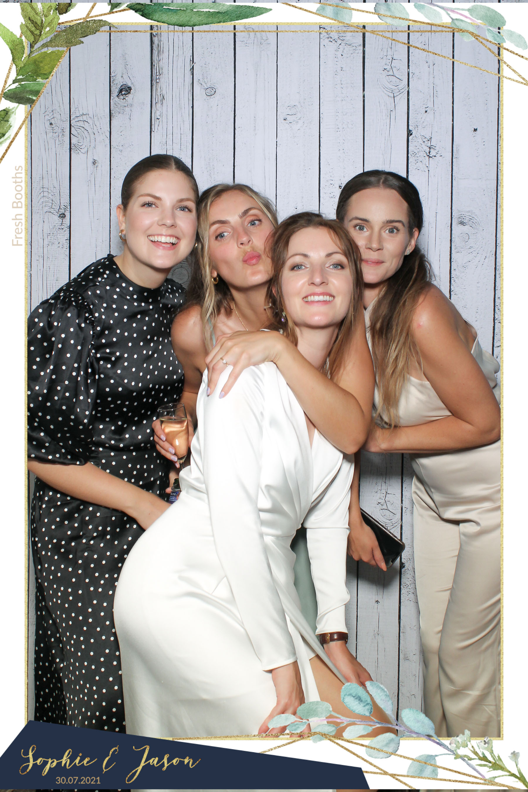 Jason and Sophie Wedding - Selfie Mirror | View more photos from the event at gallery.freshbooths.com/u/FreshBooths/Jason-and-Sophie-Wedding-Selfie-Mirror