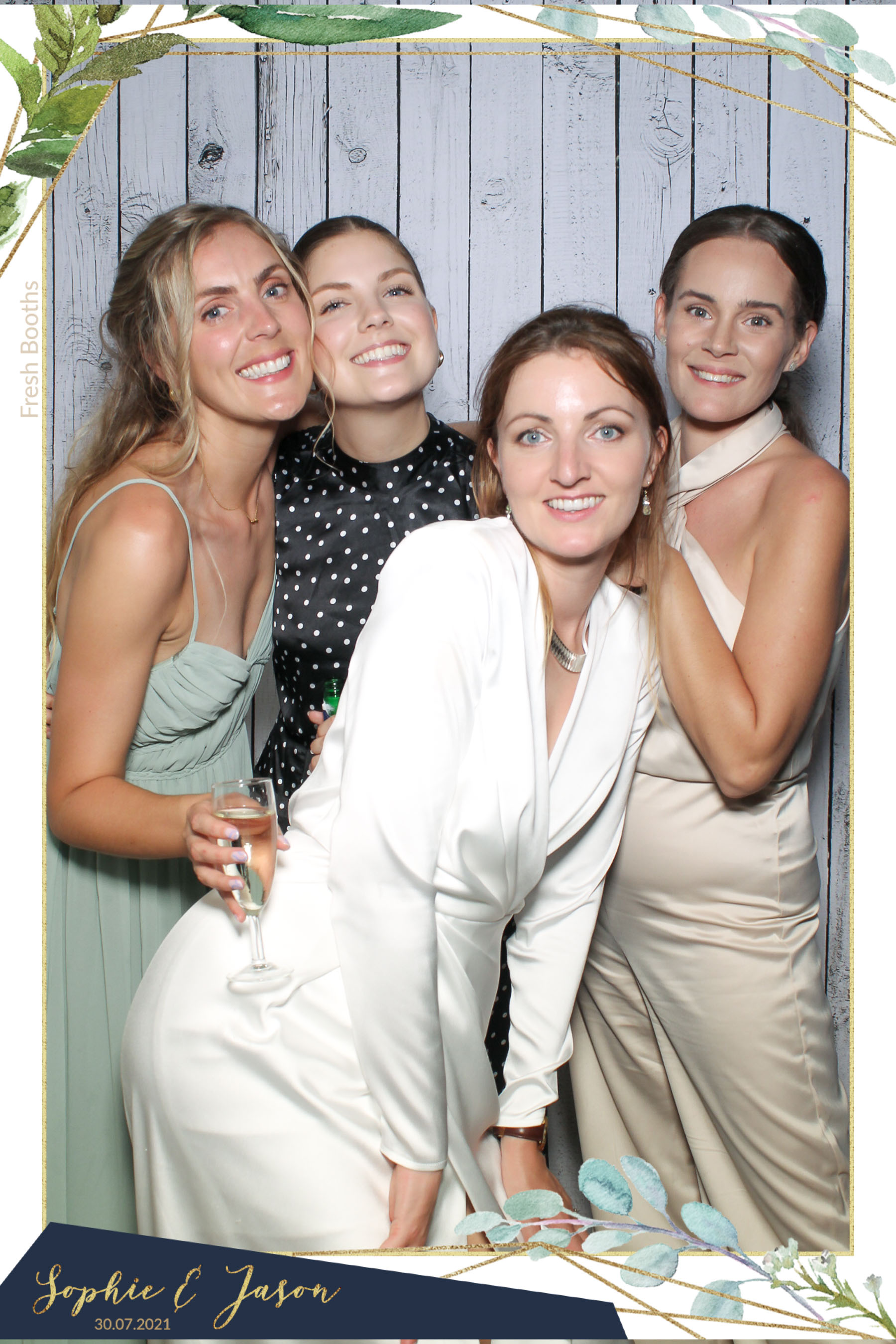 Jason and Sophie Wedding - Selfie Mirror | View more photos from the event at gallery.freshbooths.com/u/FreshBooths/Jason-and-Sophie-Wedding-Selfie-Mirror