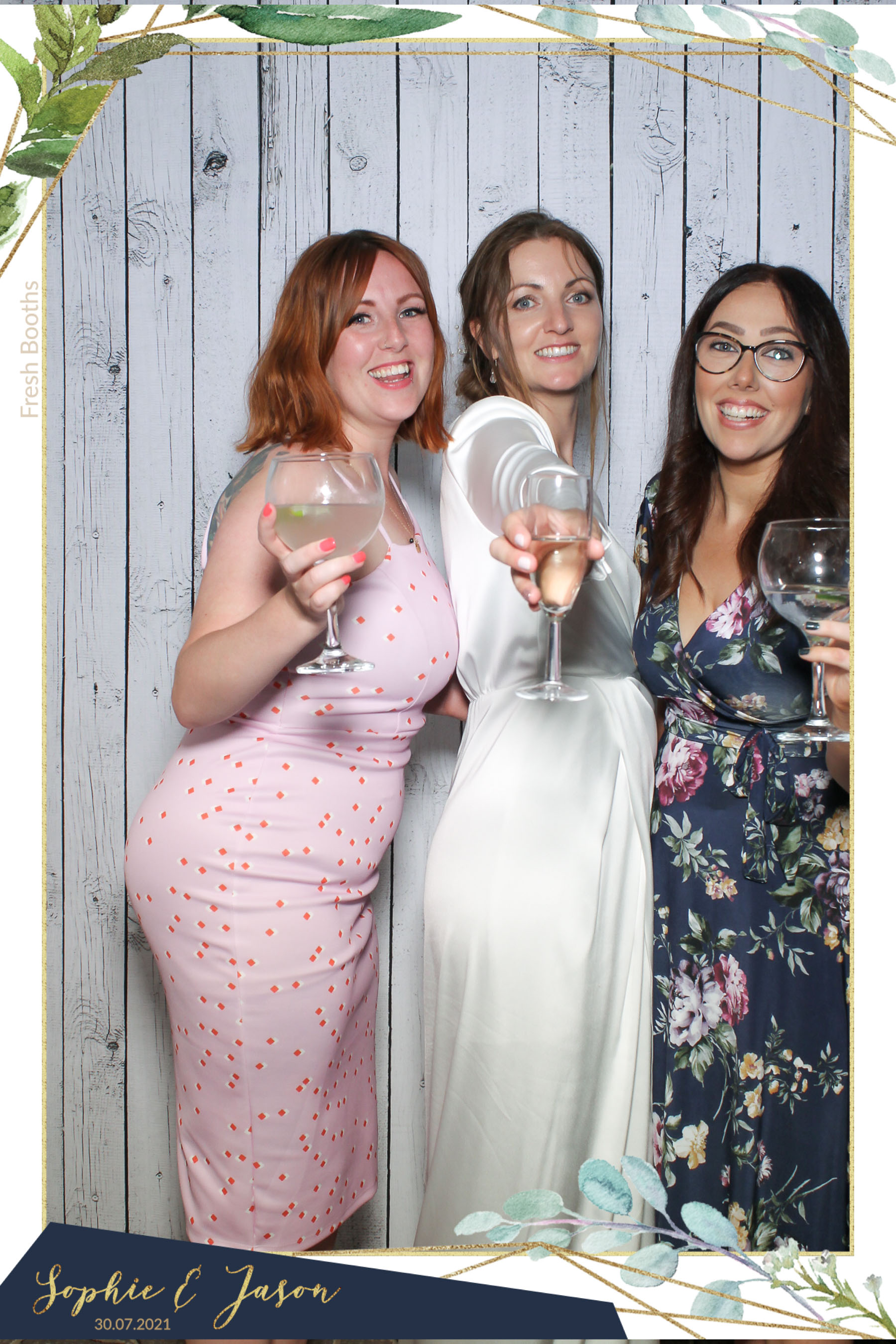 Jason and Sophie Wedding - Selfie Mirror | View more photos from the event at gallery.freshbooths.com/u/FreshBooths/Jason-and-Sophie-Wedding-Selfie-Mirror