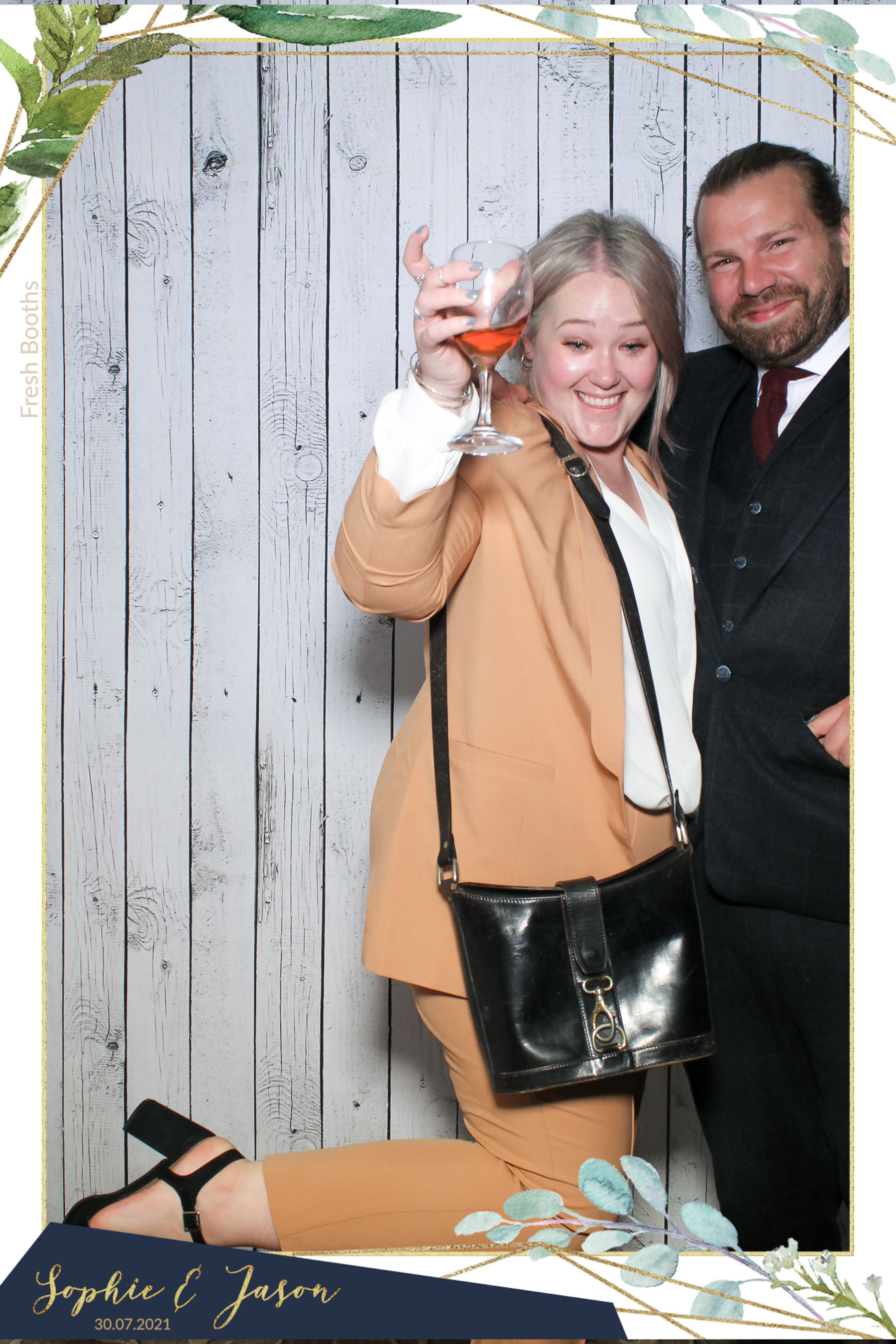 Jason and Sophie Wedding - Selfie Mirror | View more photos from the event at gallery.freshbooths.com/u/FreshBooths/Jason-and-Sophie-Wedding-Selfie-Mirror