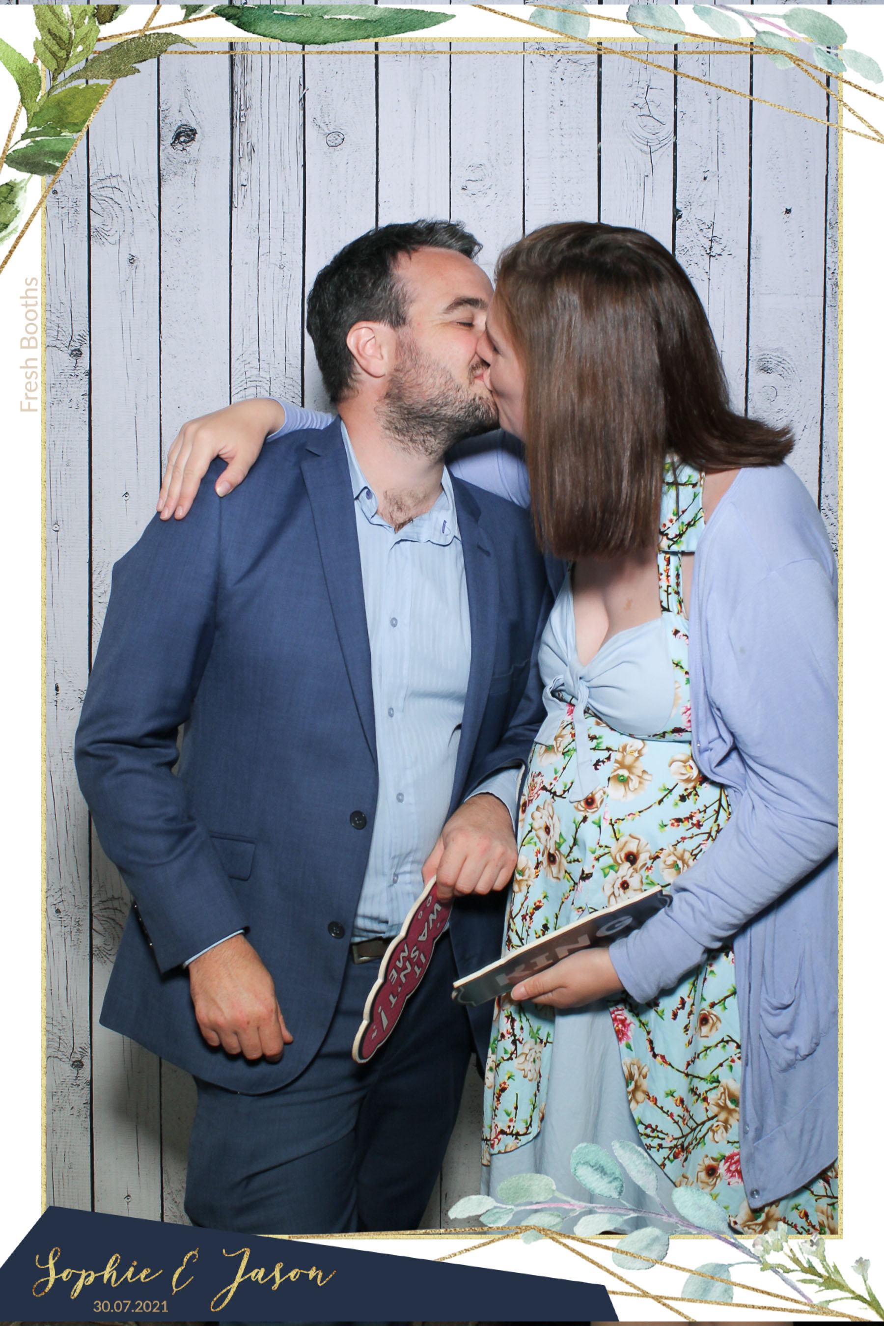 Jason and Sophie Wedding - Selfie Mirror | View more photos from the event at gallery.freshbooths.com/u/FreshBooths/Jason-and-Sophie-Wedding-Selfie-Mirror