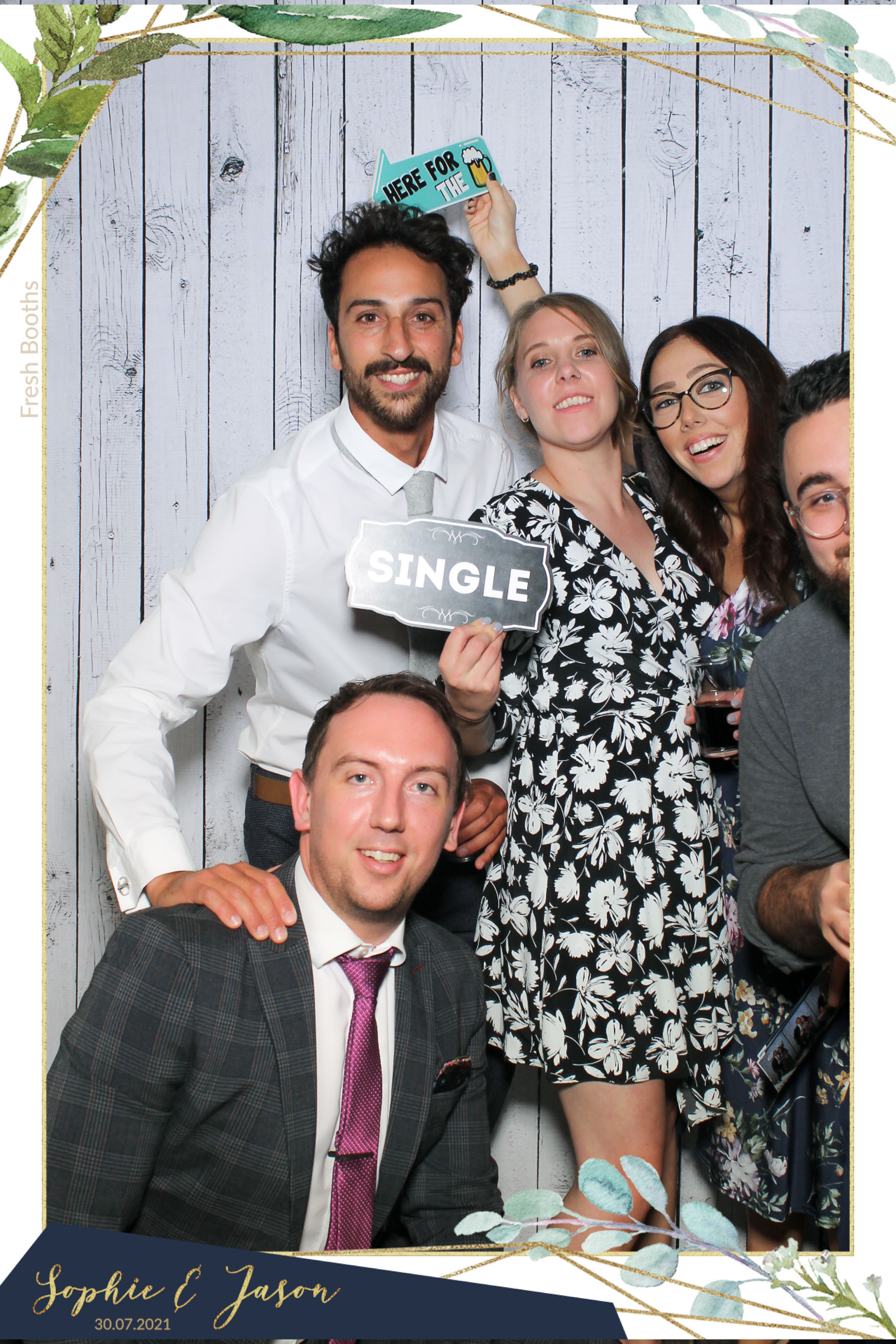 Jason and Sophie Wedding - Selfie Mirror | View more photos from the event at gallery.freshbooths.com/u/FreshBooths/Jason-and-Sophie-Wedding-Selfie-Mirror