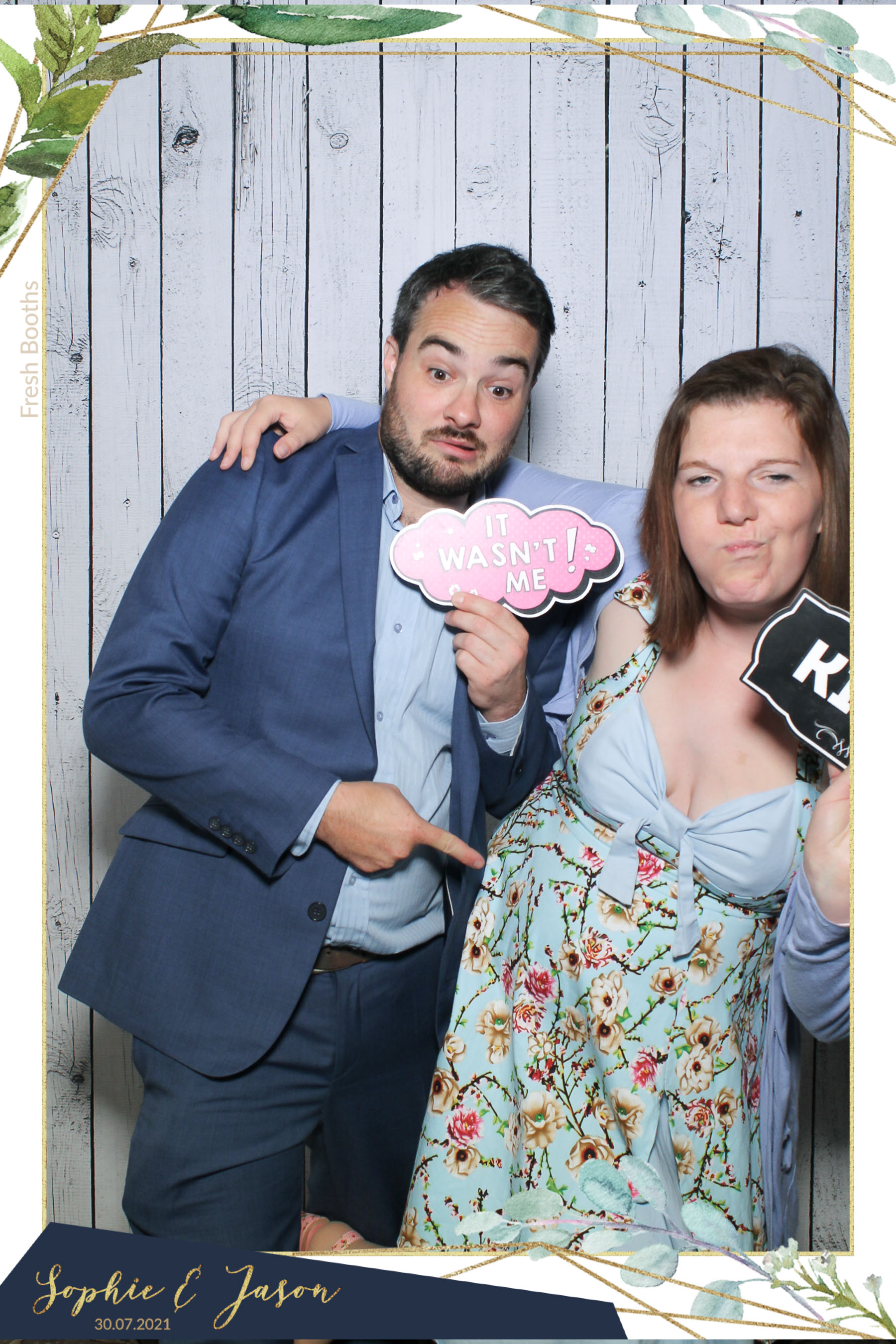 Jason and Sophie Wedding - Selfie Mirror | View more photos from the event at gallery.freshbooths.com/u/FreshBooths/Jason-and-Sophie-Wedding-Selfie-Mirror