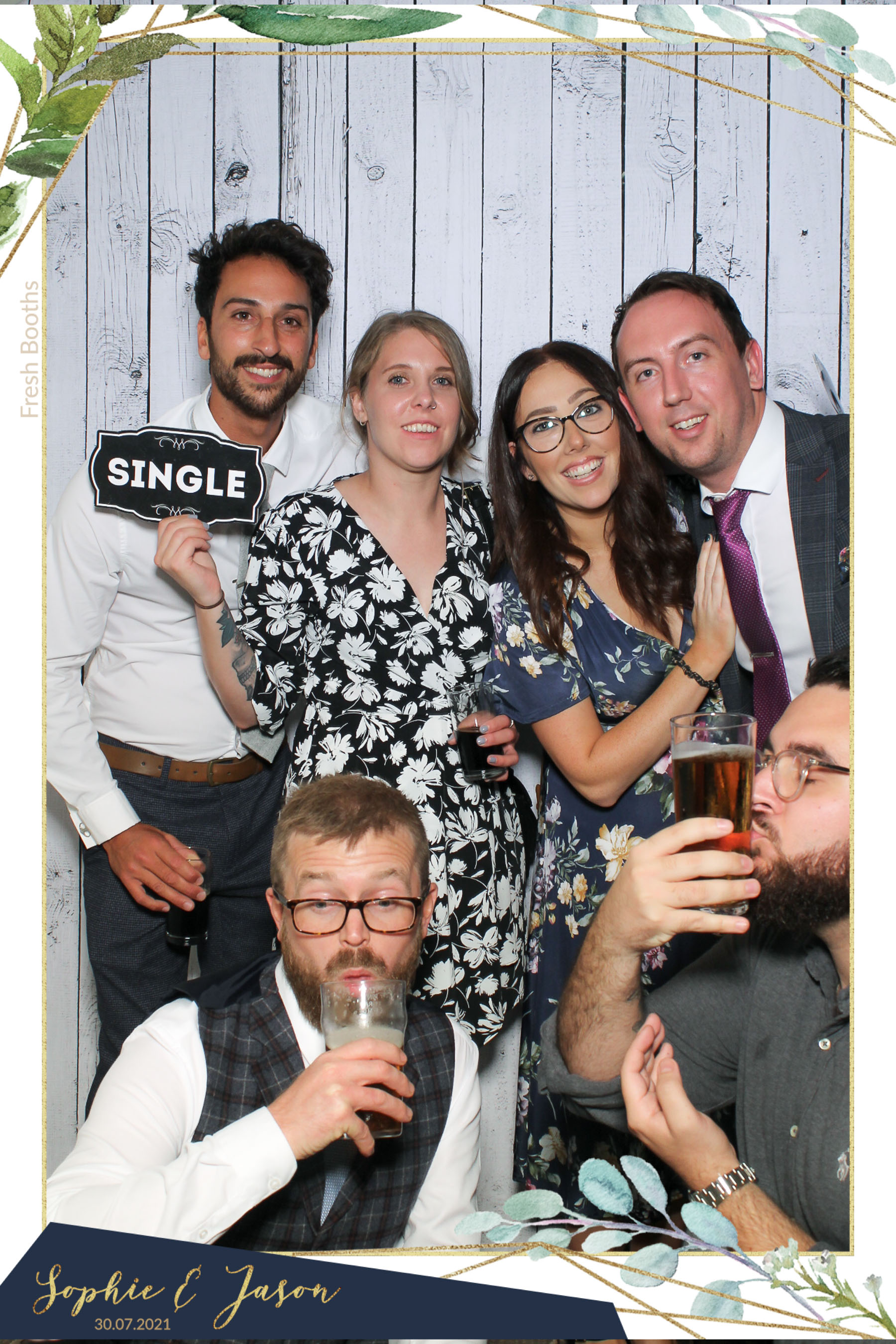 Jason and Sophie Wedding - Selfie Mirror | View more photos from the event at gallery.freshbooths.com/u/FreshBooths/Jason-and-Sophie-Wedding-Selfie-Mirror