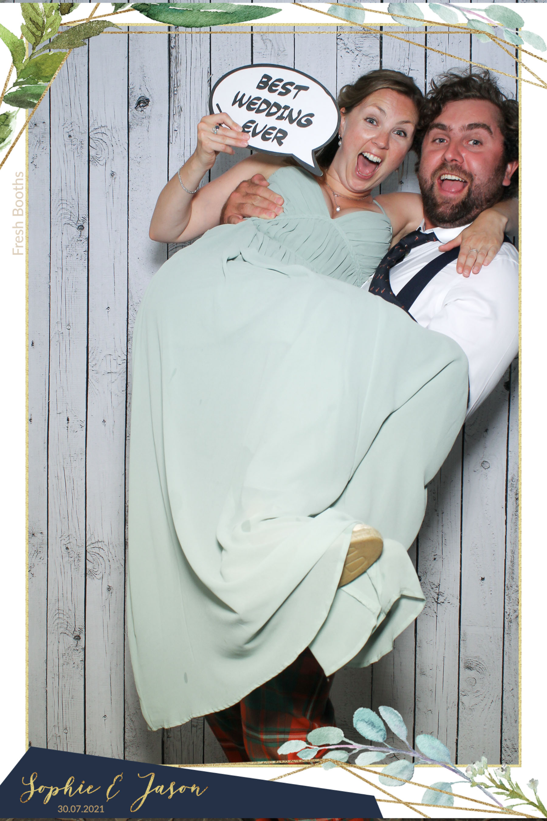 Jason and Sophie Wedding - Selfie Mirror | View more photos from the event at gallery.freshbooths.com/u/FreshBooths/Jason-and-Sophie-Wedding-Selfie-Mirror