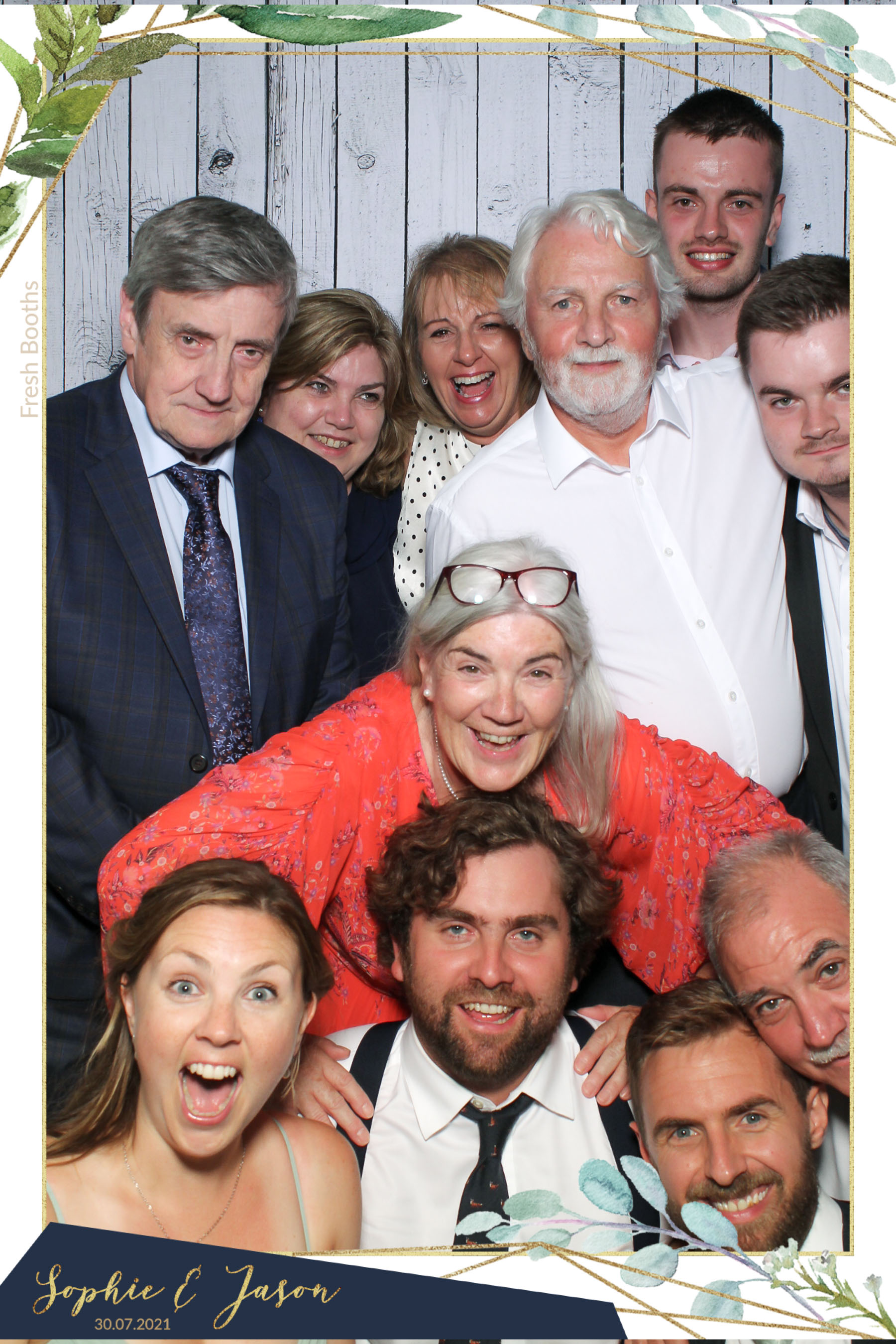 Jason and Sophie Wedding - Selfie Mirror | View more photos from the event at gallery.freshbooths.com/u/FreshBooths/Jason-and-Sophie-Wedding-Selfie-Mirror